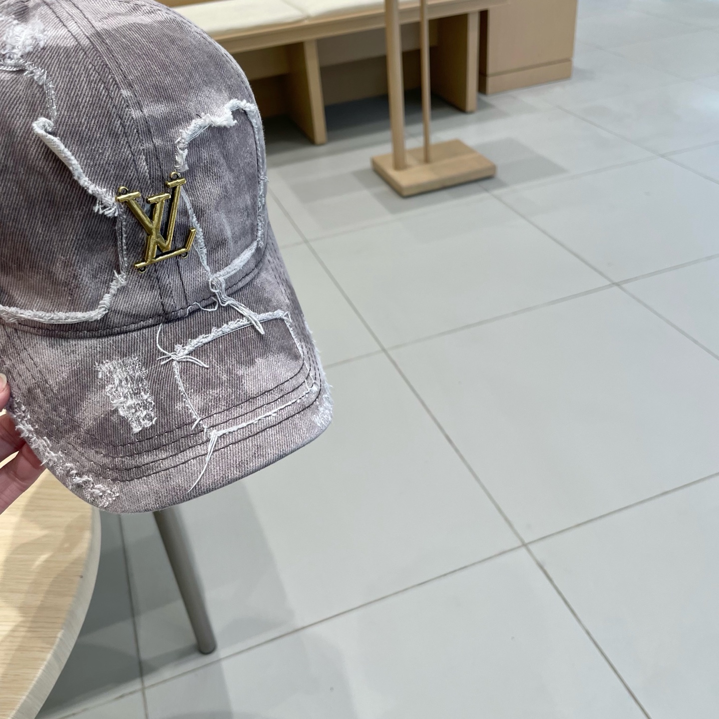   上新！路易威登 LouisVuitton 2025新款😍新款LV棒球帽，新款高端大气，百搭款🤗男女通