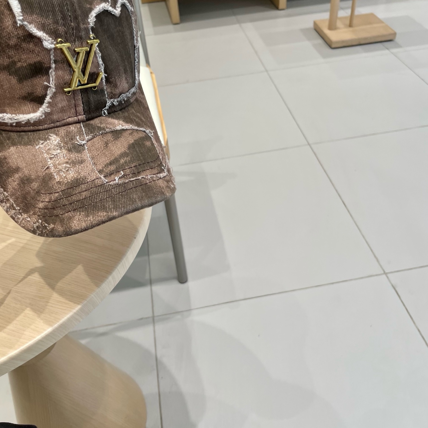   上新！路易威登 LouisVuitton 2025新款😍新款LV棒球帽，新款高端大气，百搭款🤗男女通