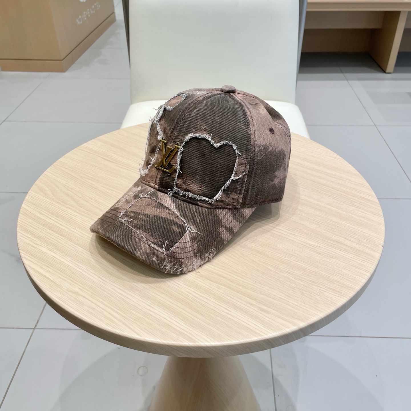   上新！路易威登 LouisVuitton 2025新款😍新款LV棒球帽，新款高端大气，百搭款🤗男女通