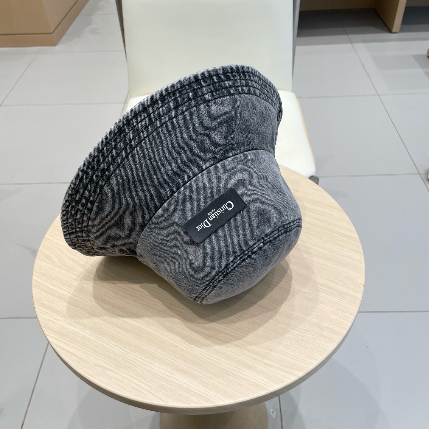  Dior(迪奥)2026牛仔新款渔夫帽， 精致純也格调很有感觉，很酷很时尚，专柜断货热门，质量超赞