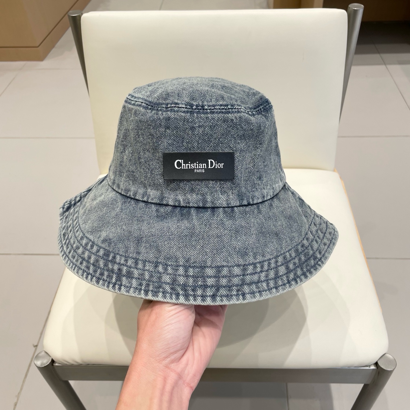  Dior(迪奥)2026牛仔新款渔夫帽， 精致純也格调很有感觉，很酷很时尚，专柜断货热门，质量超赞