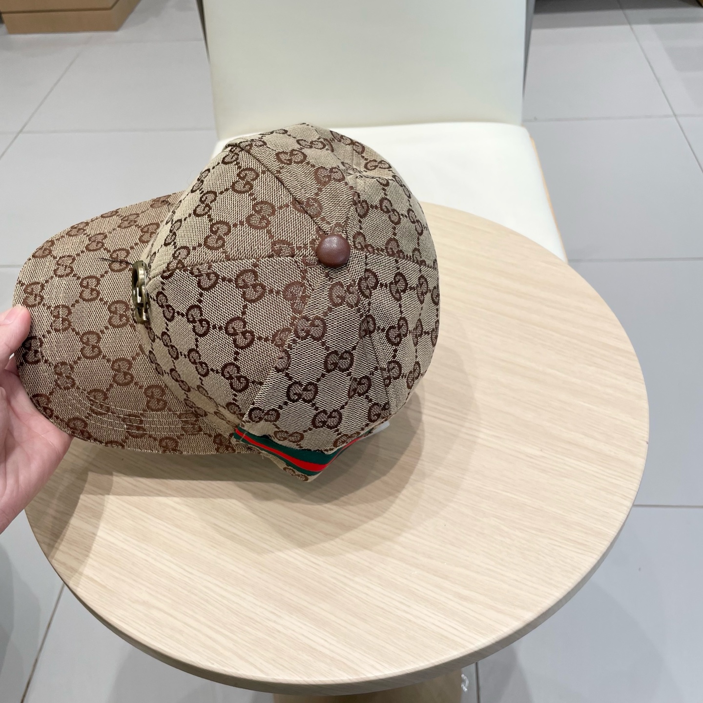 gucci hatt GUCCI 2026 — photo 6