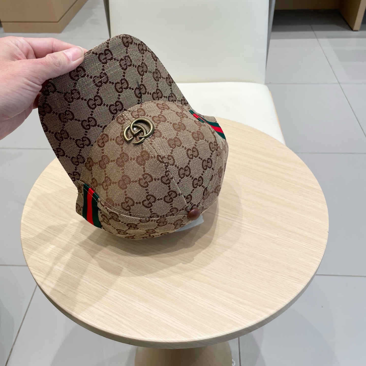 gucci hatt GUCCI 2026 — photo 7