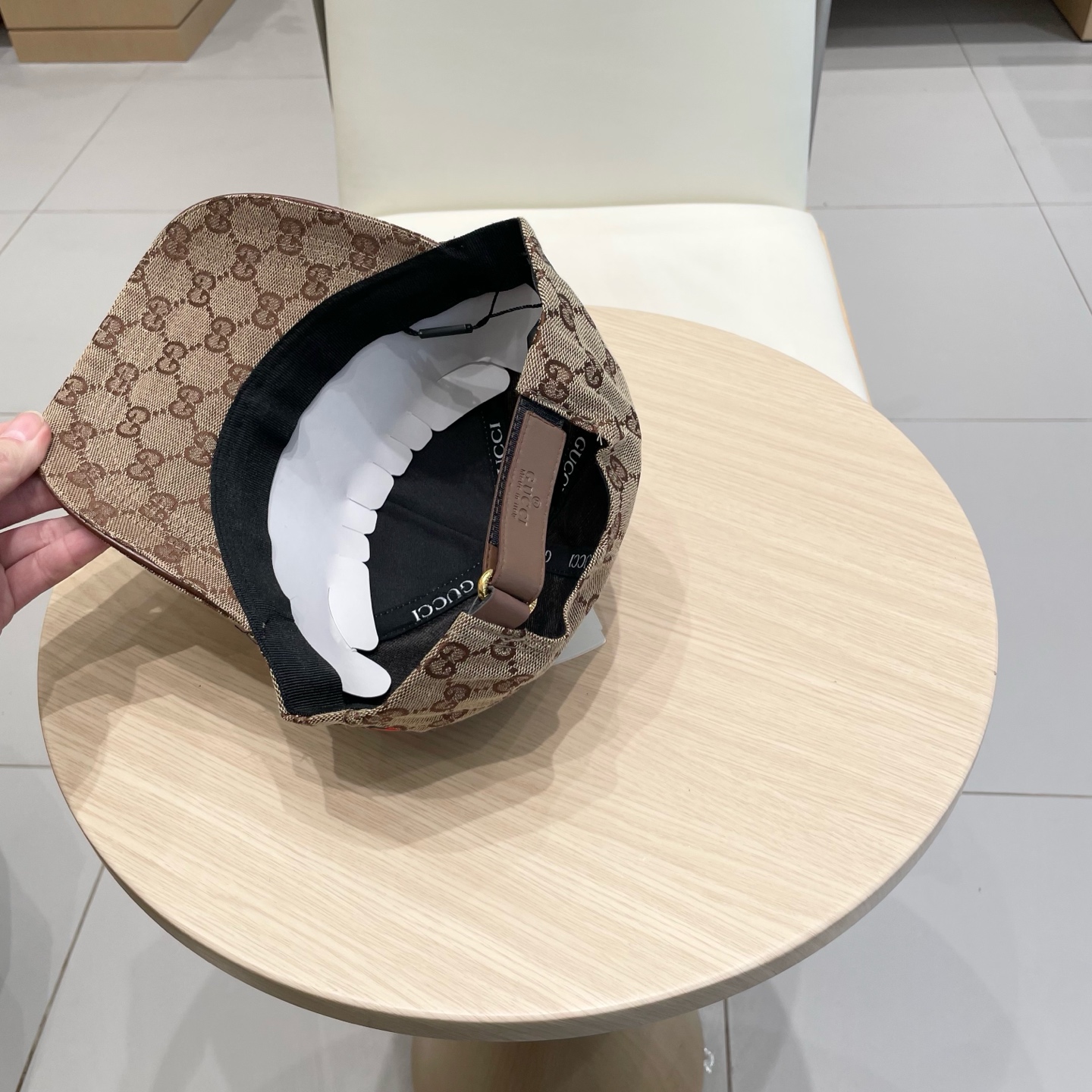 gucci hatt GUCCI 2026 — photo 8