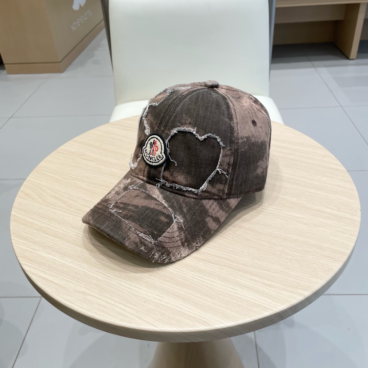  蒙口～新款 简约高级感棒球帽
新工艺洗水，复古色系，定制版！