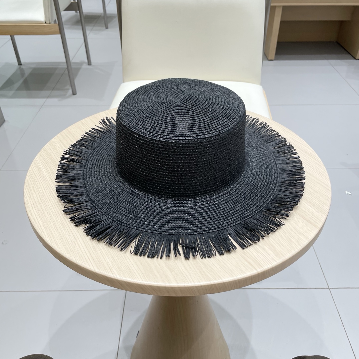  普拉达PRADA 2025新款平顶流苏草帽、，高级定制，库存多，头围57cm