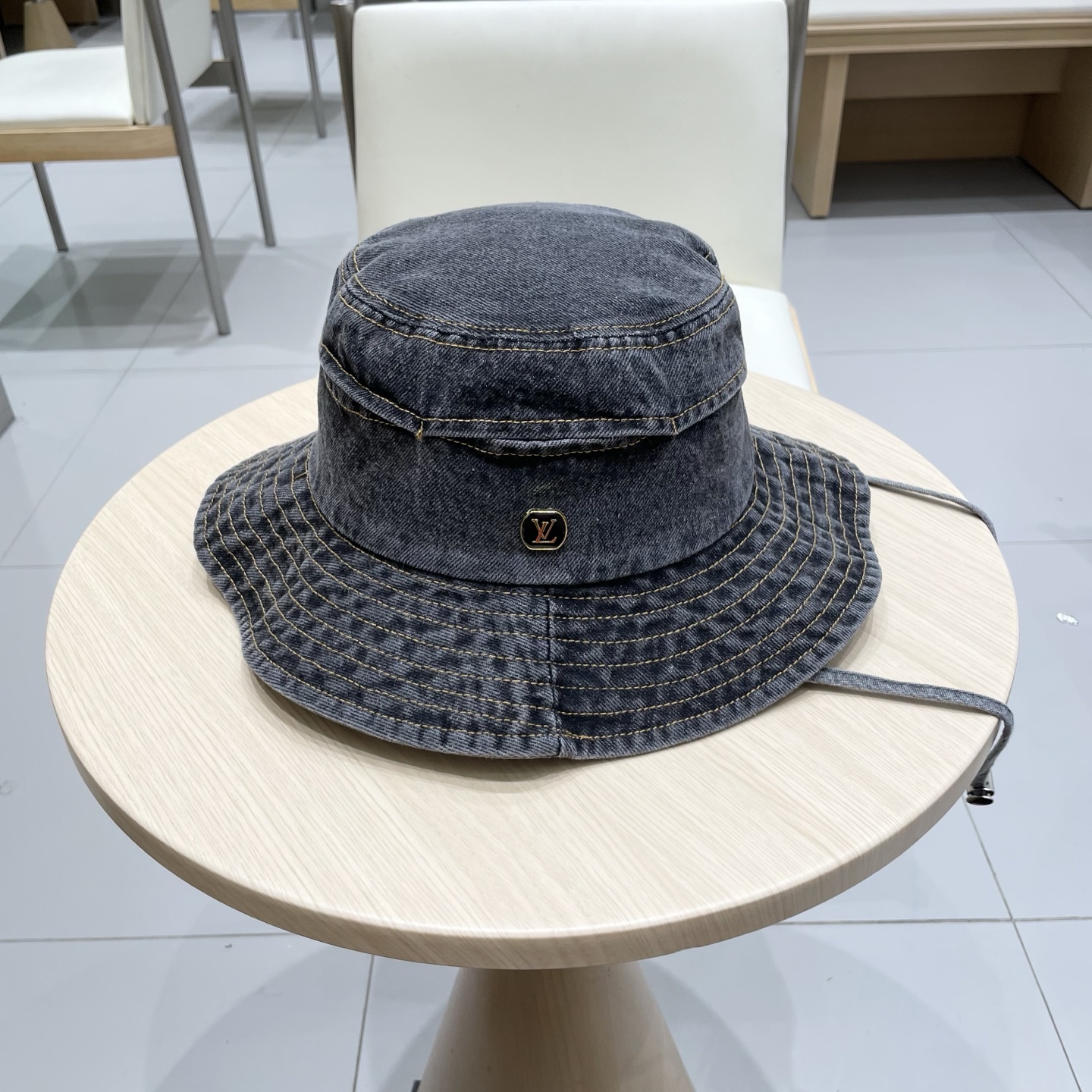  上新！路易威登 LouisVuitton日系复古水洗牛仔渔夫帽子女新款百搭显脸小大头围情侣水桶帽男生