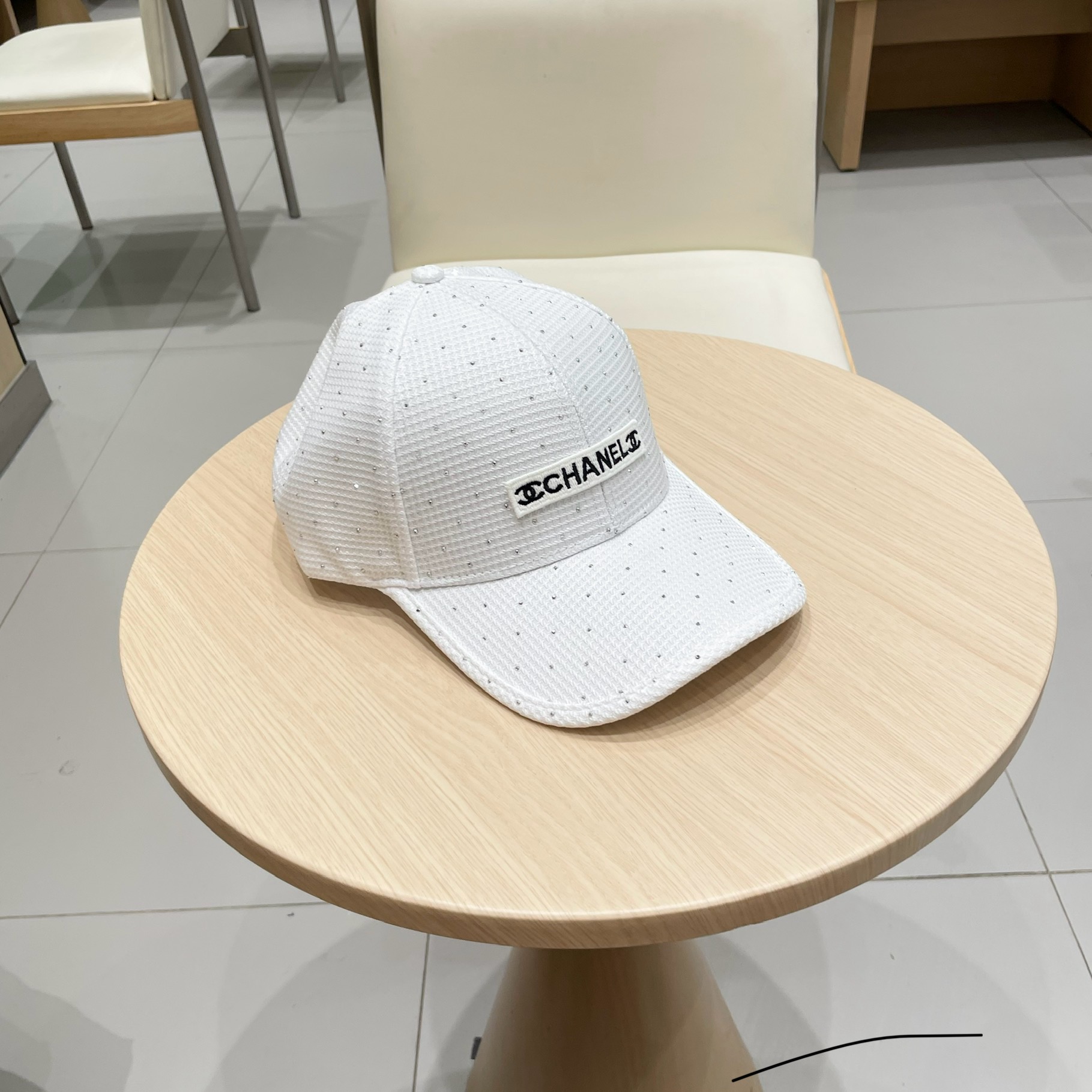  香奈儿CHANEL 2025新品点钻棒球帽，小香经典简约，时尚休闲设计 跑量新品