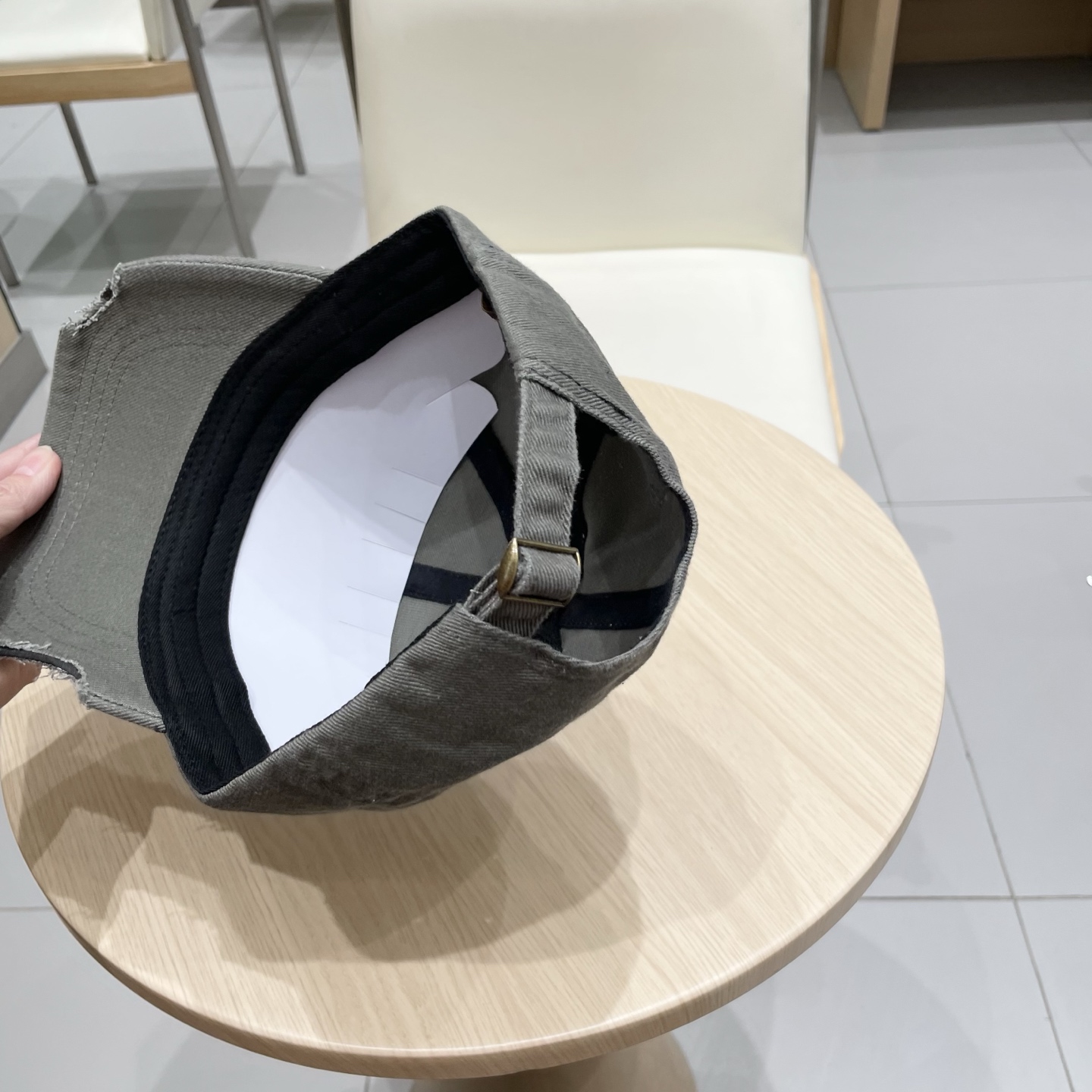 LV路易威登破洞棒球帽🧢轻盈透气。完美版型，独家实物拍摄，男女适用