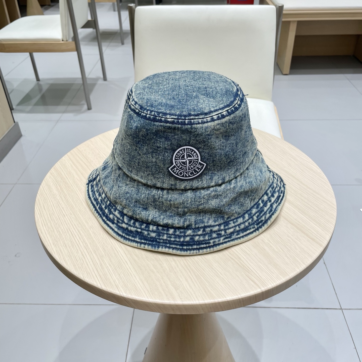 NO:343656,Moncler 2025 new denim fisherman hat, classic popular model, excellent quality, hat, straw hat, fisherman hat, baseball hat, hat, Moncler, espadrilles, hatsMoncler蒙口2025新款牛仔渔夫帽,经典流行款,质量超赞,帽子草帽渔夫帽棒球帽,帽子,Moncler,espadrilles,hats,hat