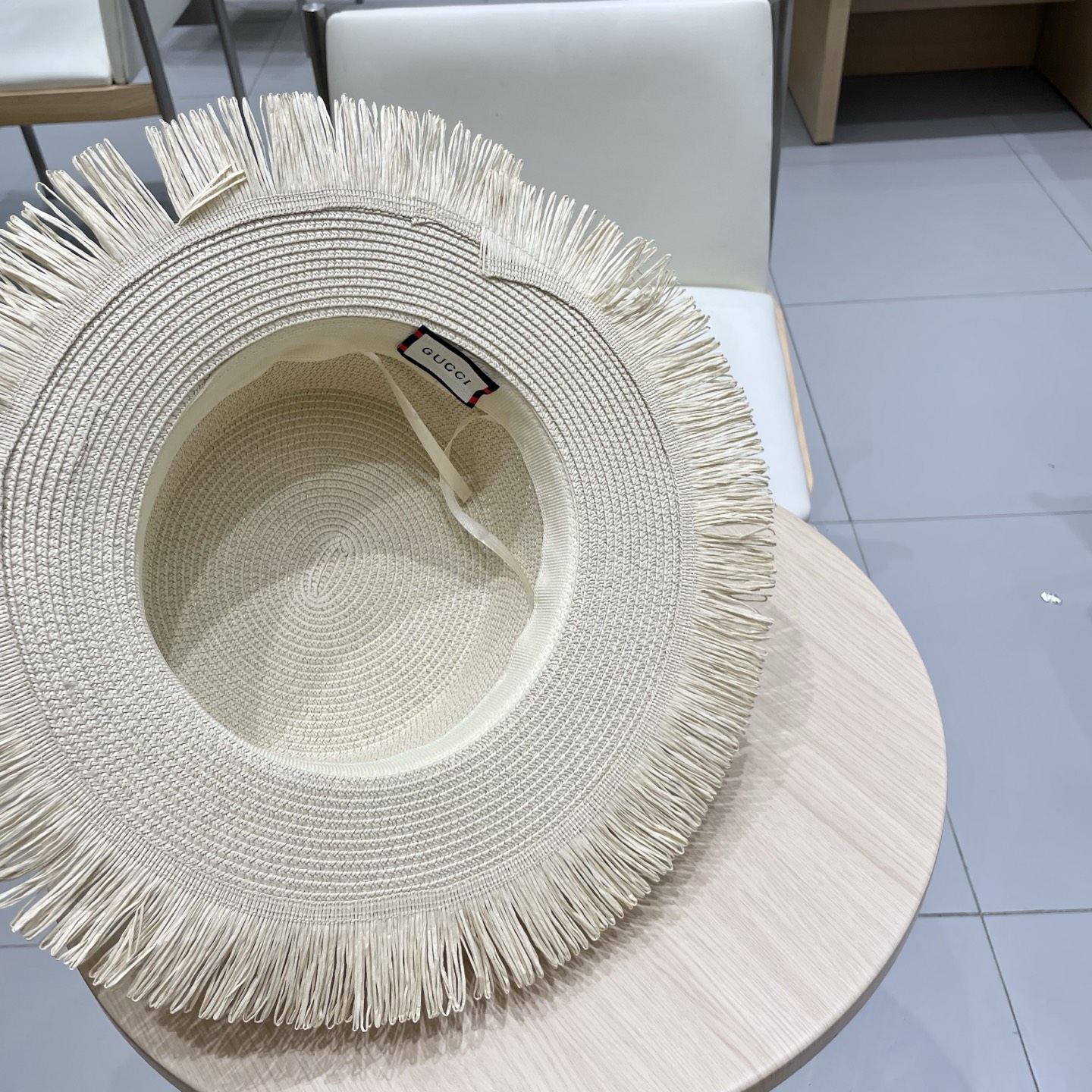    Gucci古奇2025新款草帽，名媛风遮阳帽，，旅游出街必备