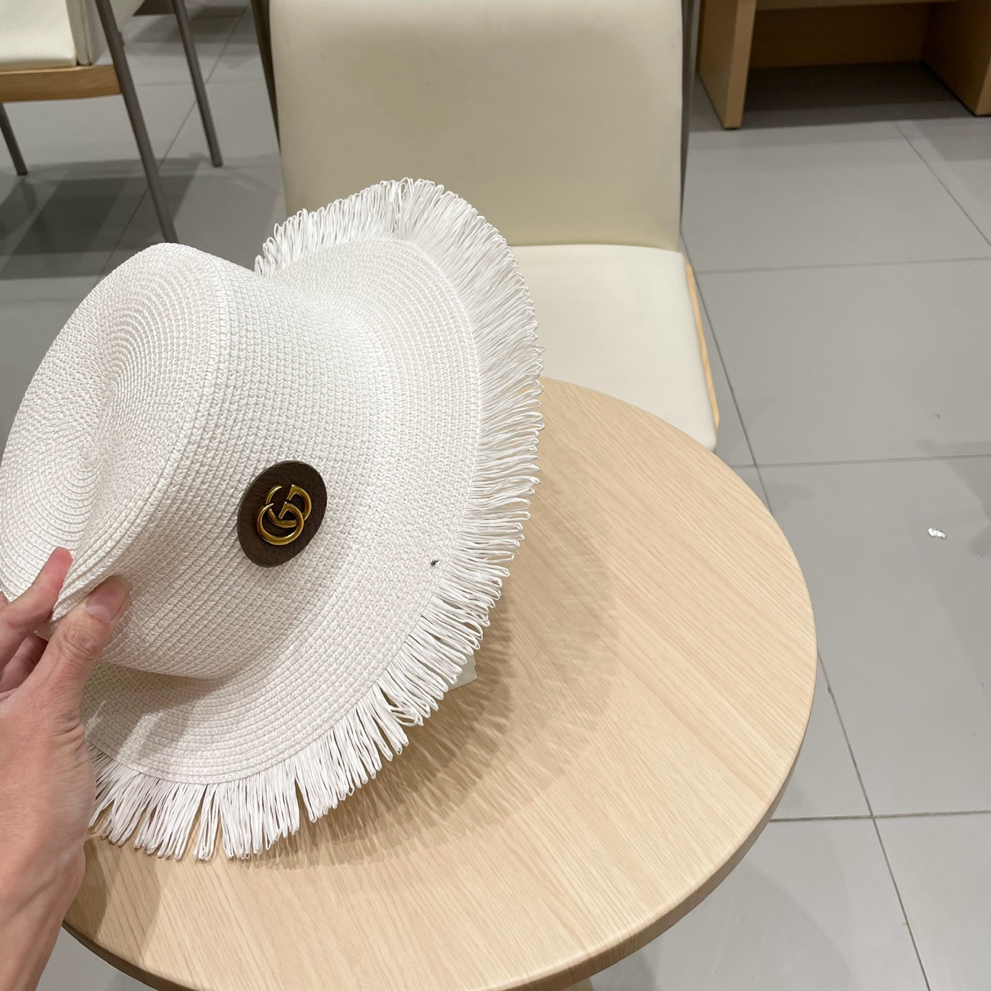    Gucci古奇2025新款草帽，名媛风遮阳帽，，旅游出街必备