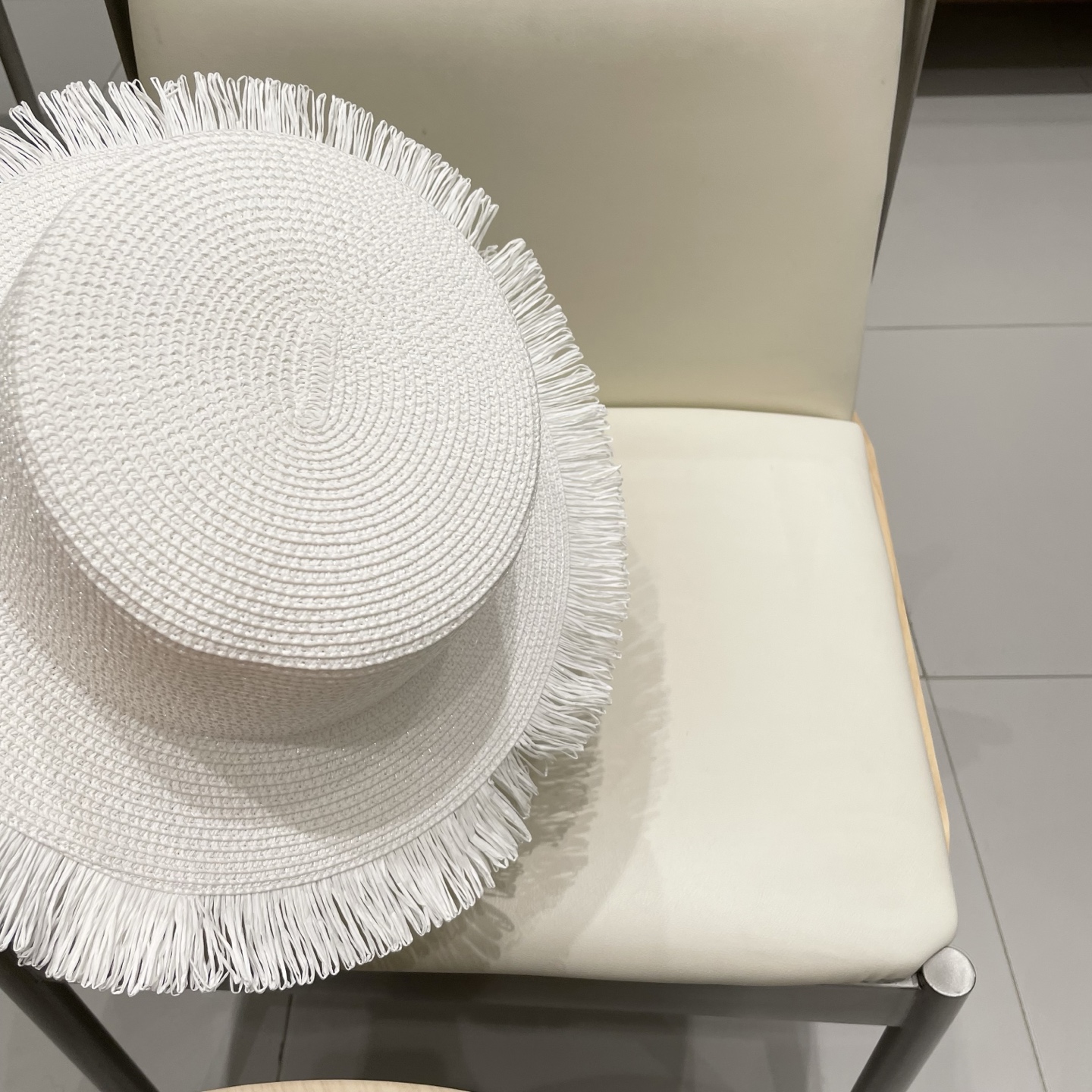    Gucci古奇2025新款草帽，名媛风遮阳帽，，旅游出街必备