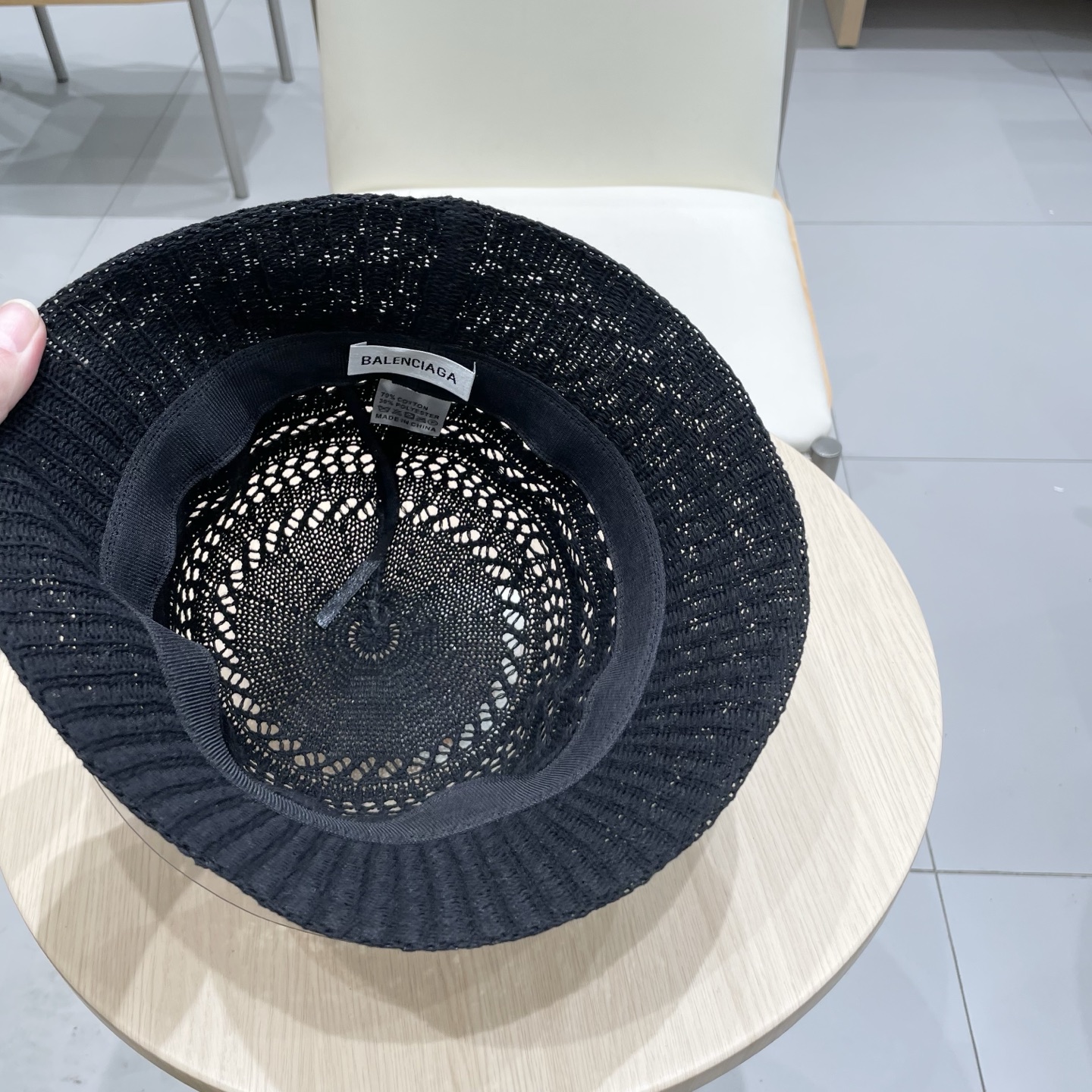   BALENCIAGA巴黎世家花纹条纹休闲复古时尚百搭街头出游盆帽渔夫帽画家帽新款