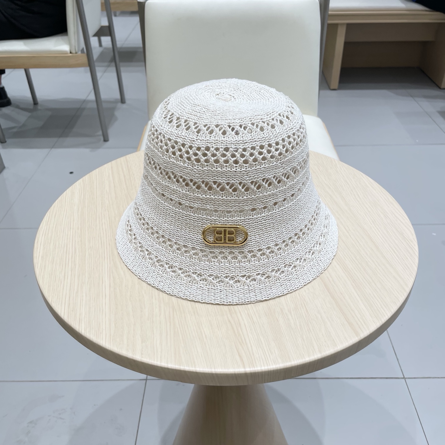   BALENCIAGA巴黎世家花纹条纹休闲复古时尚百搭街头出游盆帽渔夫帽画家帽新款