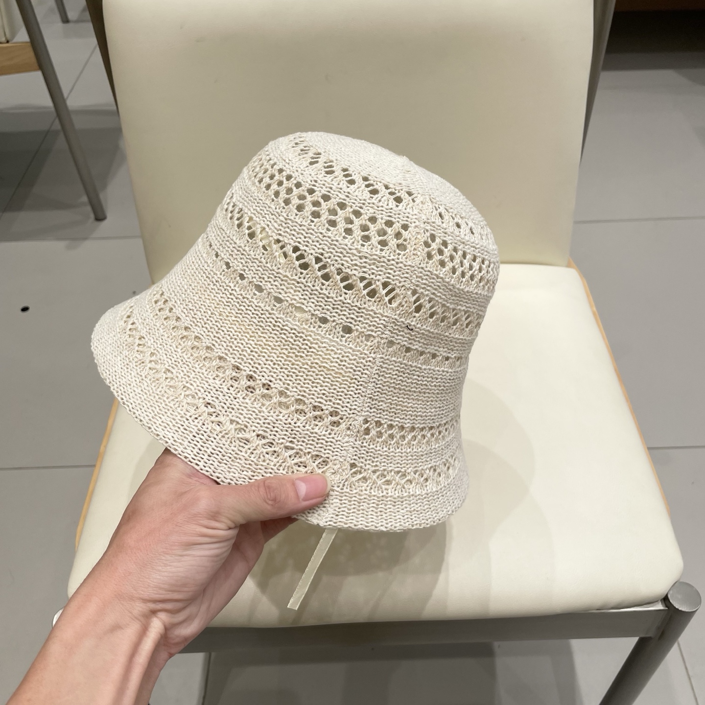   BALENCIAGA巴黎世家花纹条纹休闲复古时尚百搭街头出游盆帽渔夫帽画家帽新款