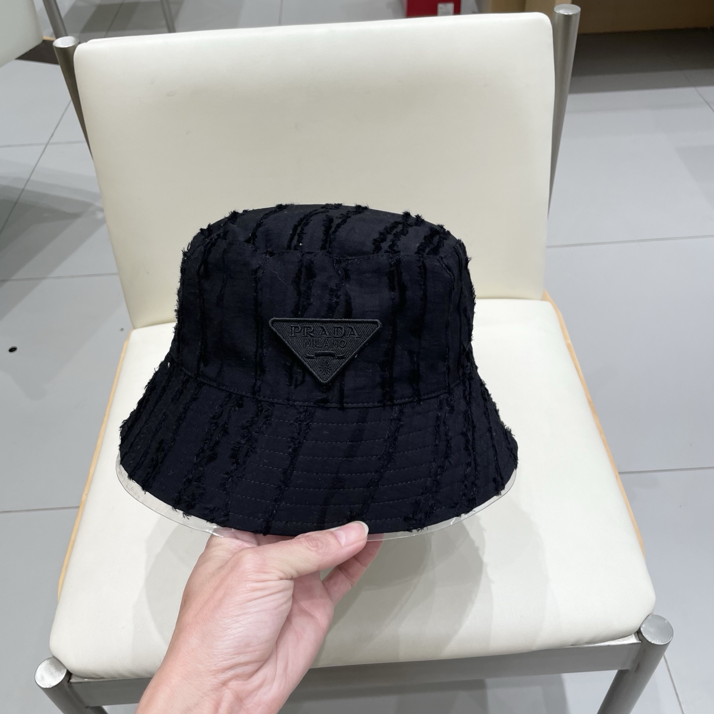  PRADA普拉达渔夫帽，帆布帽，头围57cm