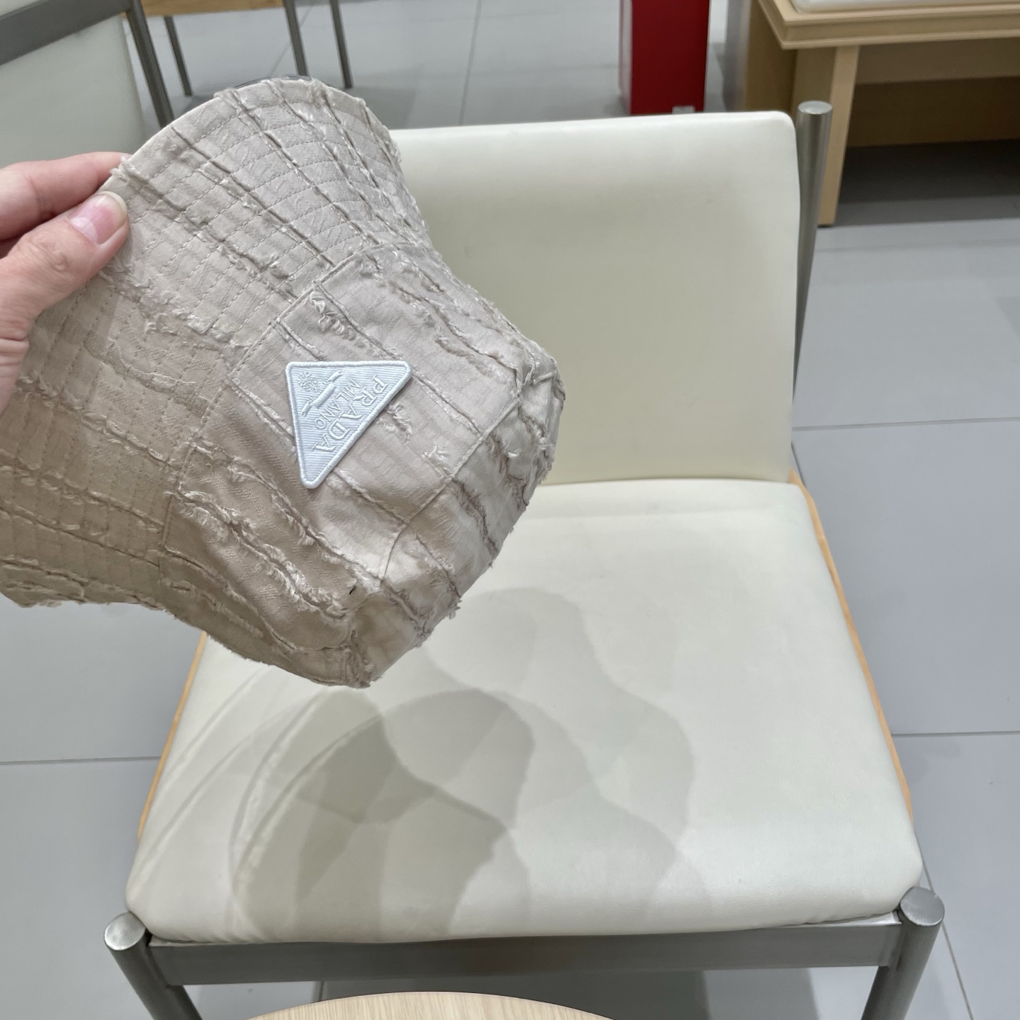  PRADA普拉达渔夫帽，帆布帽，头围57cm