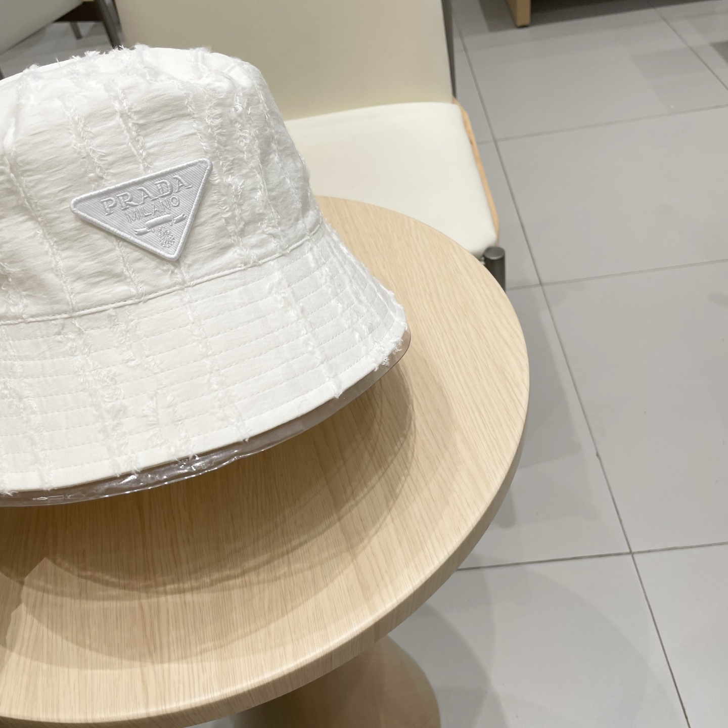  PRADA普拉达渔夫帽，帆布帽，头围57cm