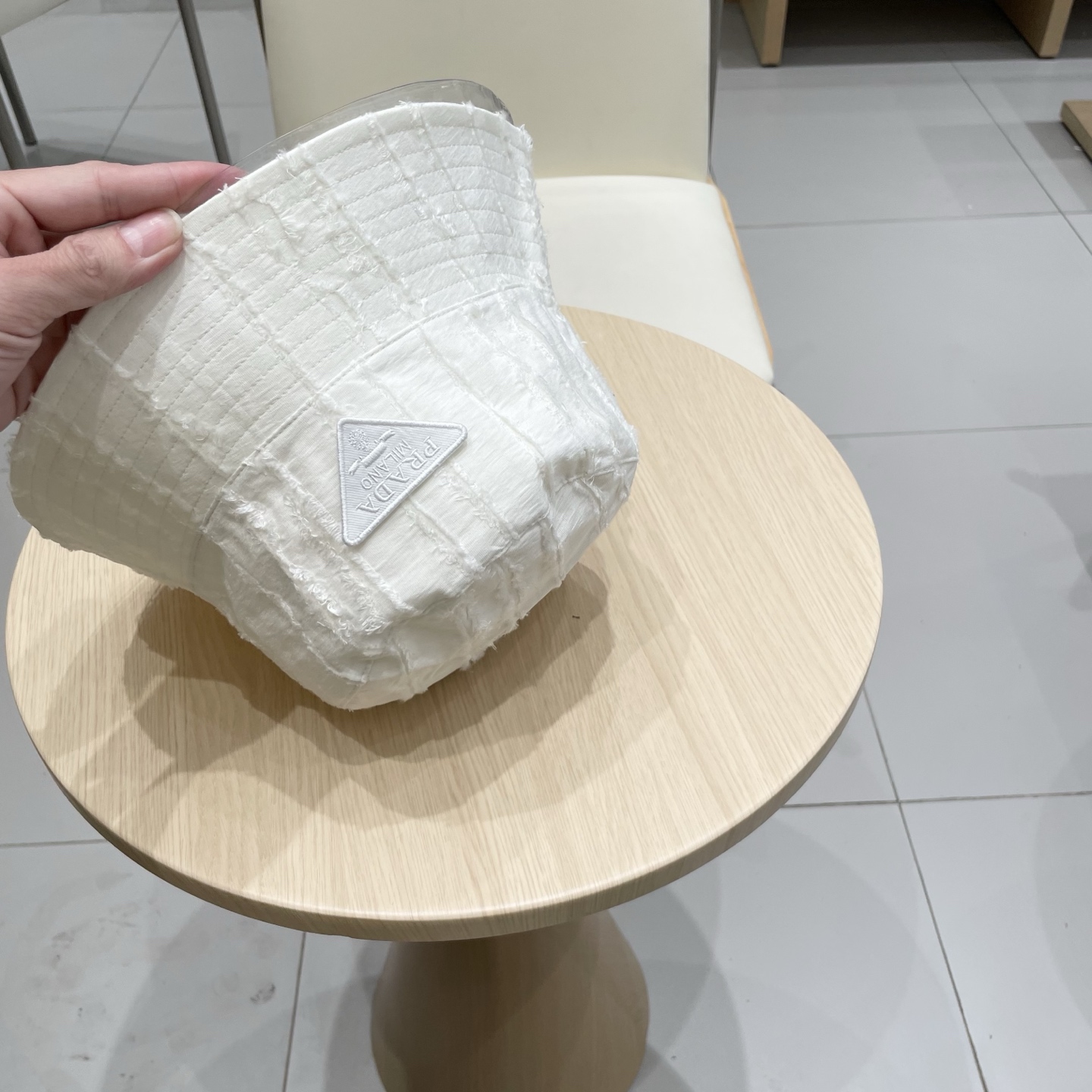  PRADA普拉达渔夫帽，帆布帽，头围57cm