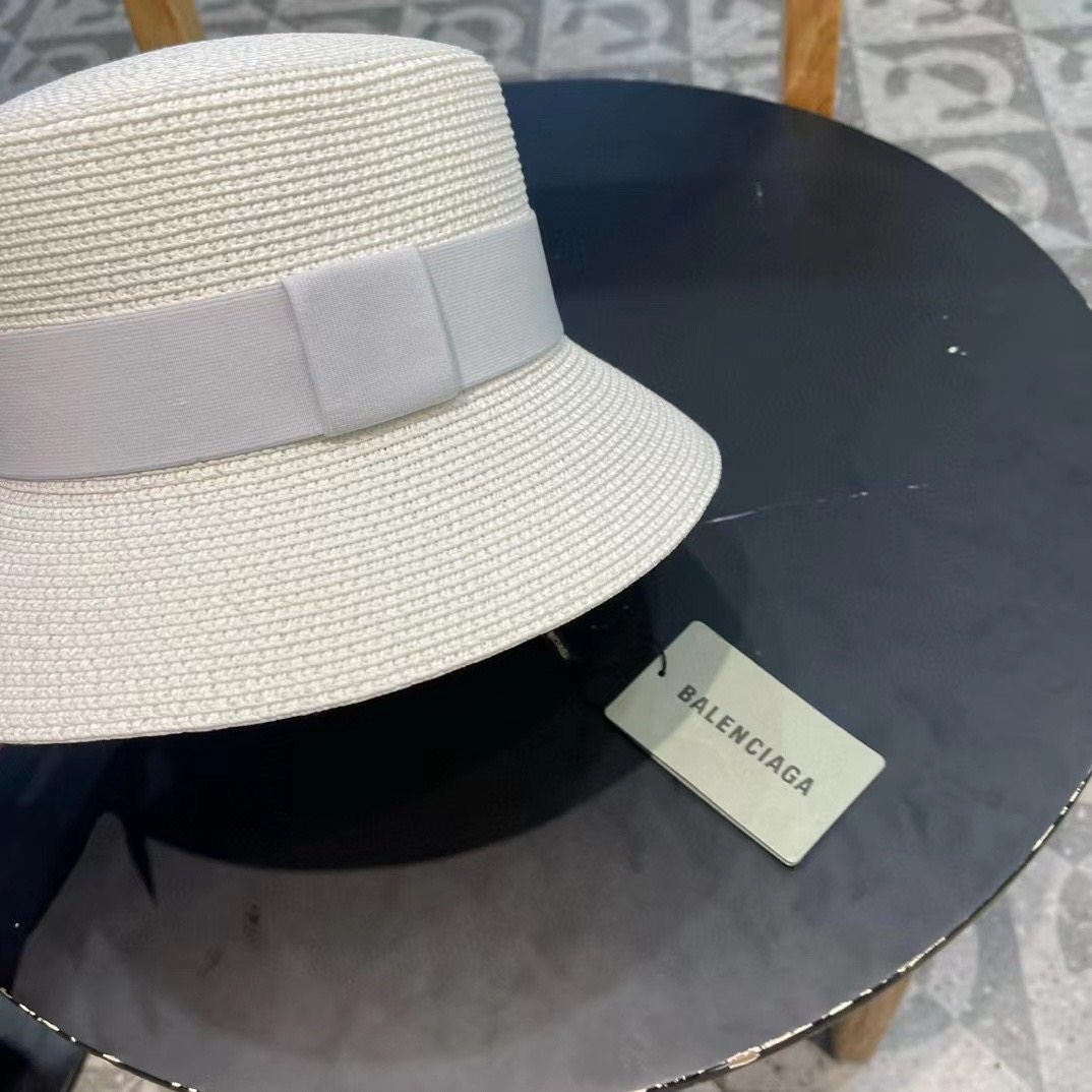  Balenciaga（巴黎世家）2025早春新款韩版休闲时尚，质地硬朗，手感非常好，名媛必备！遮阳帽女