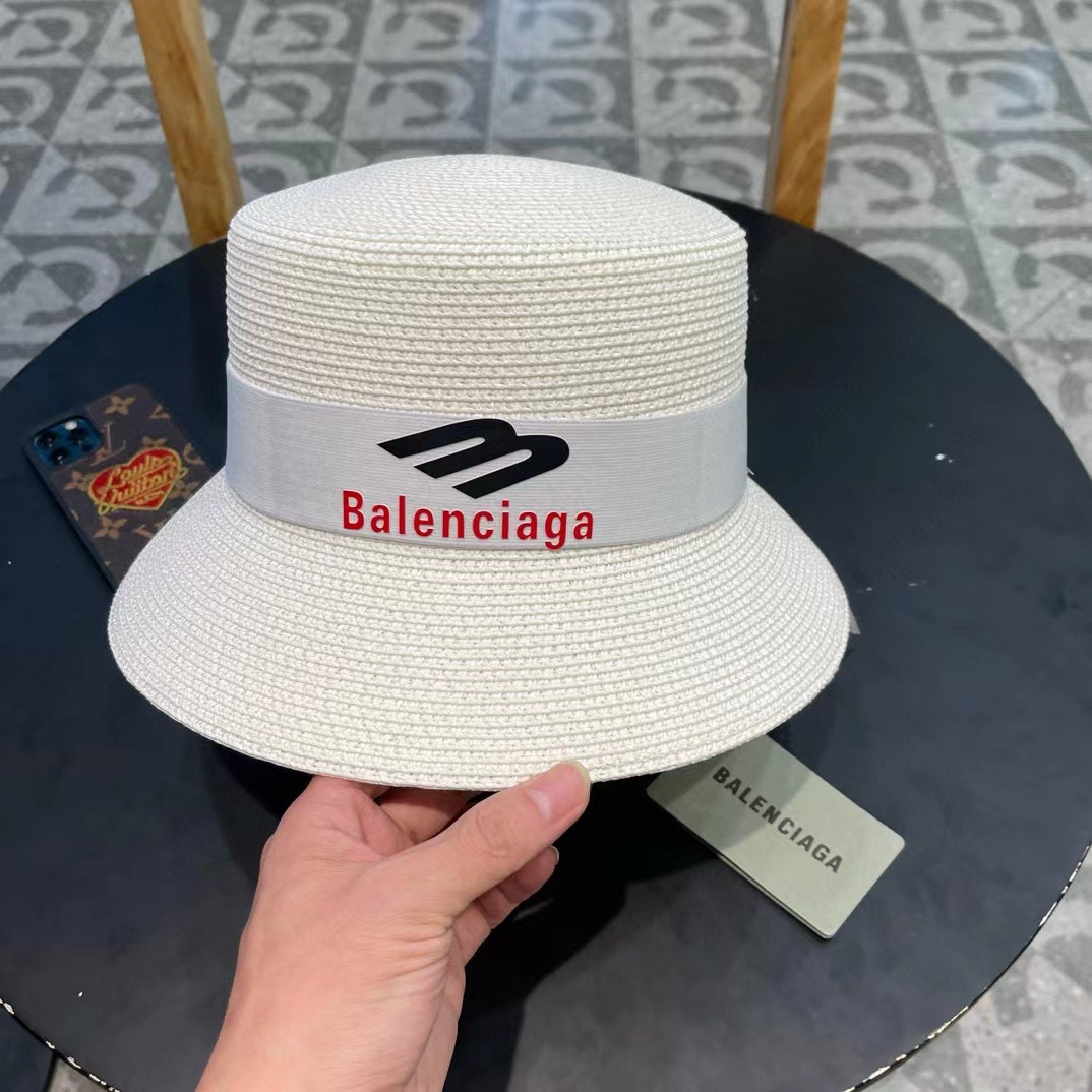  Balenciaga（巴黎世家）2025早春新款韩版休闲时尚，质地硬朗，手感非常好，名媛必备！遮阳帽女
