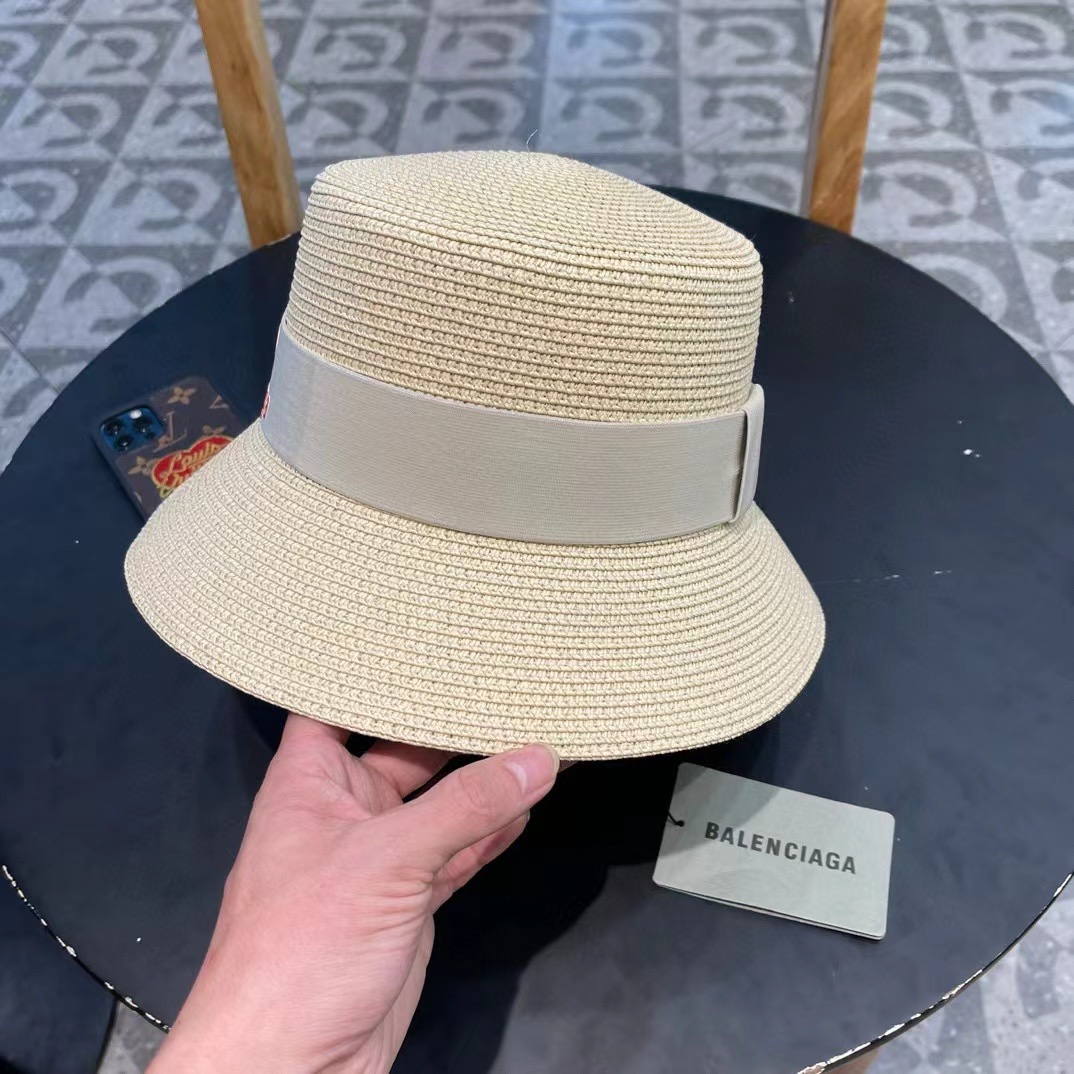  Balenciaga（巴黎世家）2025早春新款韩版休闲时尚，质地硬朗，手感非常好，名媛必备！遮阳帽女