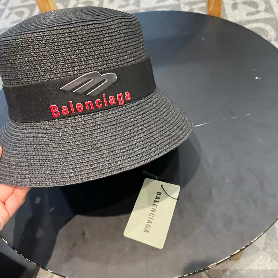  Balenciaga（巴黎世家）2025早春新款韩版休闲时尚，质地硬朗，手感非常好，名媛必备！遮阳帽女