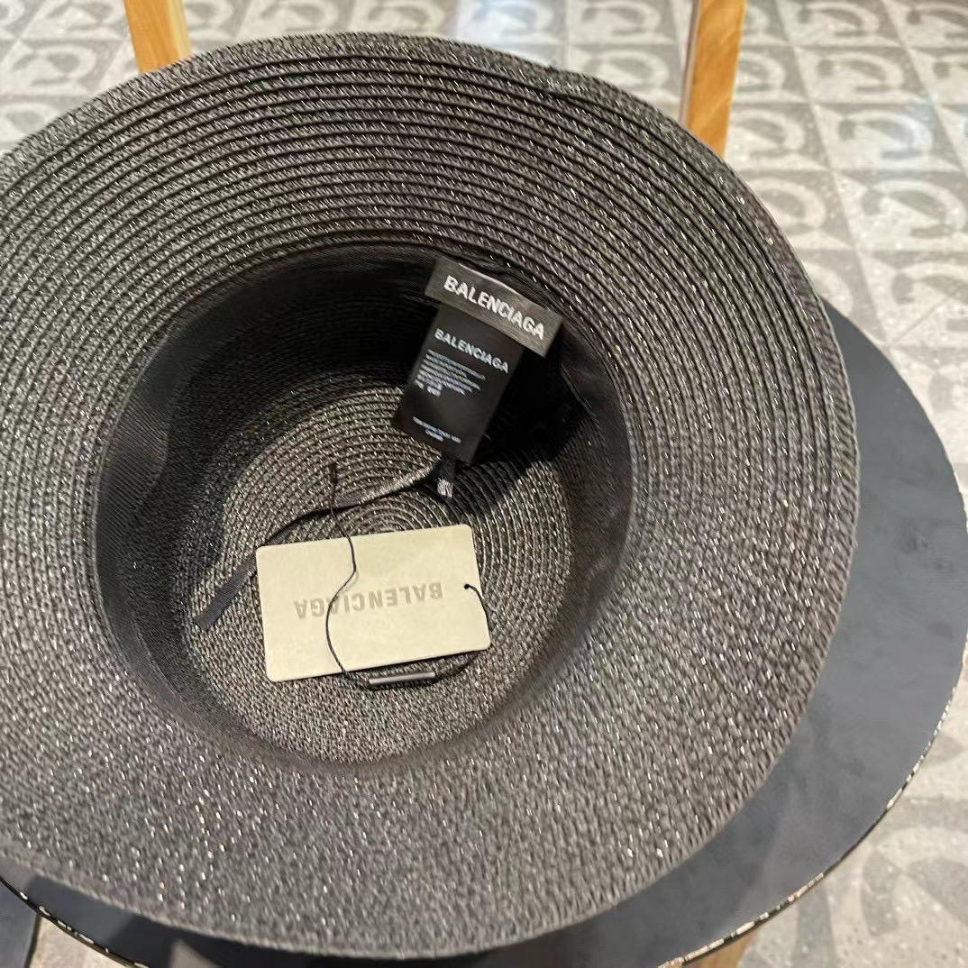  Balenciaga（巴黎世家）2025早春新款韩版休闲时尚，质地硬朗，手感非常好，名媛必备！遮阳帽女