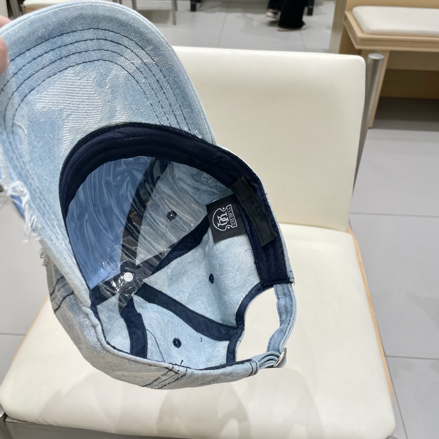  Prada普拉达 2025早秋新款大牌款棒球帽，经典款男女通用