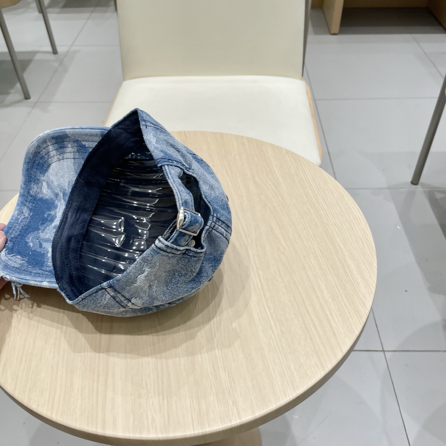  Prada普拉达 2025早秋新款大牌款棒球帽，经典款男女通用