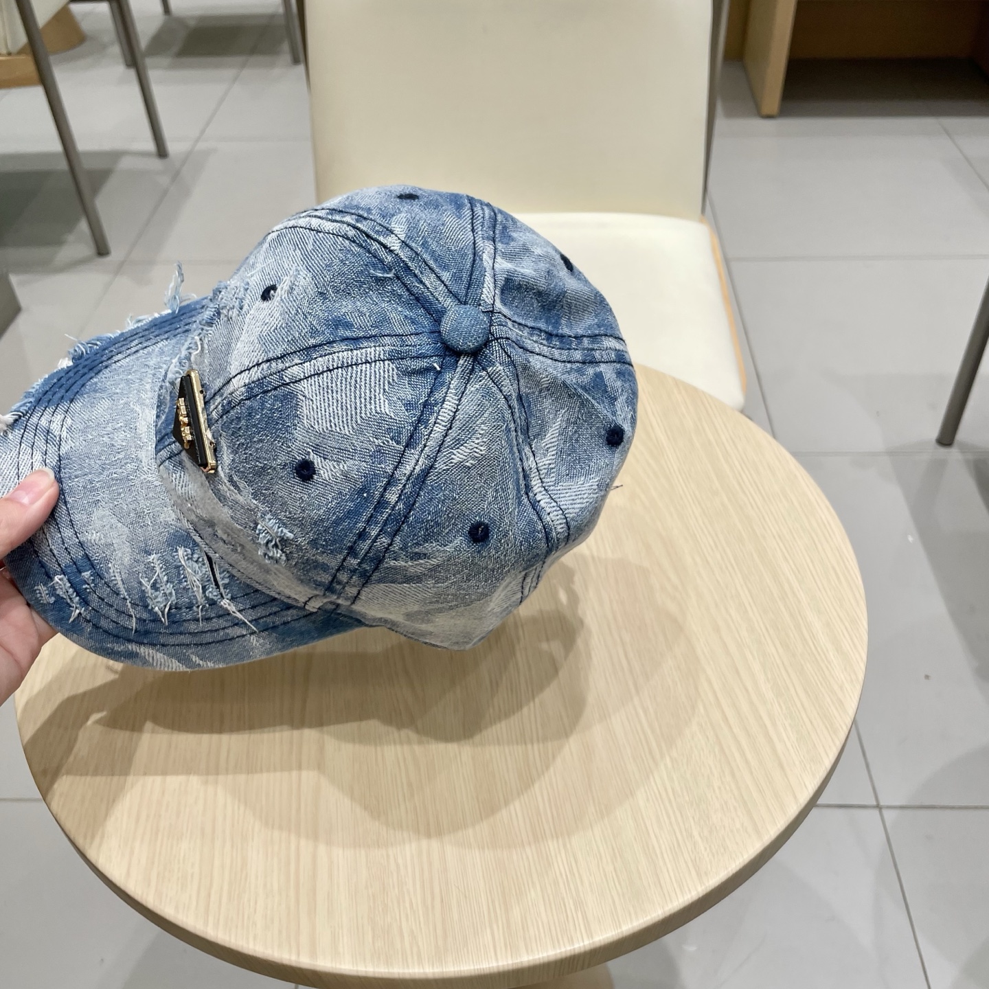  Prada普拉达 2025早秋新款大牌款棒球帽，经典款男女通用