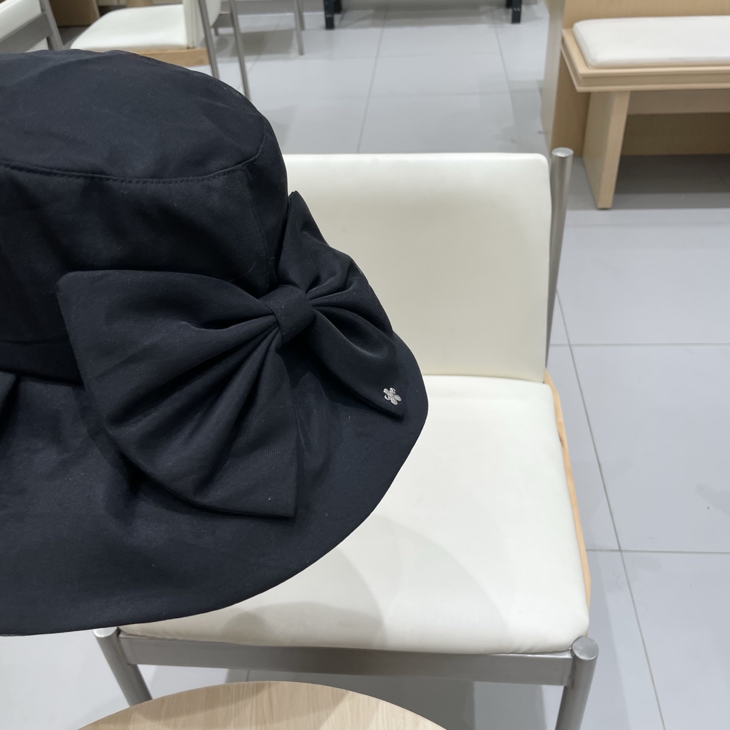  路易威登棒球帽 LouisVuitto新款夏季大檐渔夫帽女户外出游防紫外线遮阳帽遮脸防晒蝴蝶结盆帽