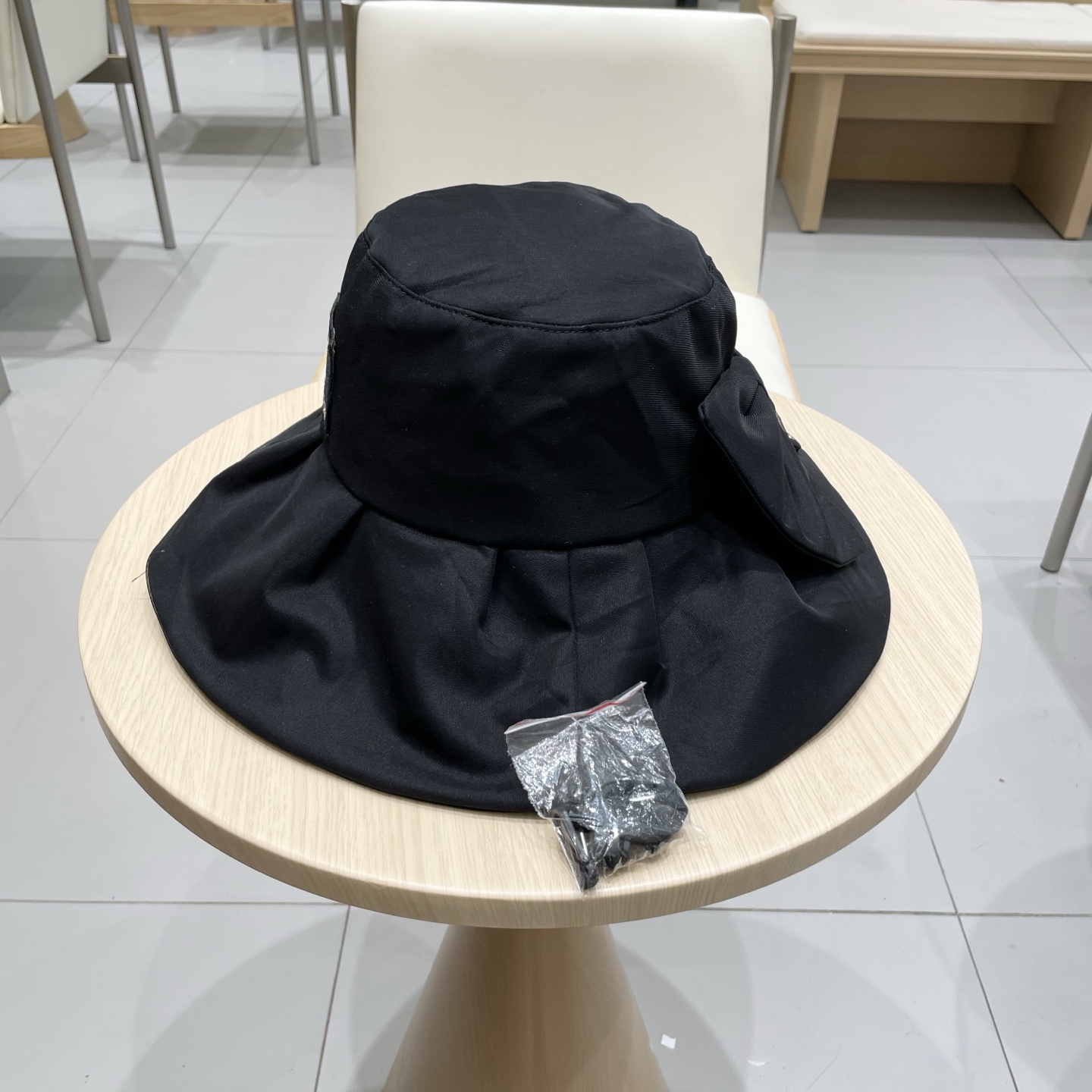  路易威登棒球帽 LouisVuitto新款夏季大檐渔夫帽女户外出游防紫外线遮阳帽遮脸防晒蝴蝶结盆帽