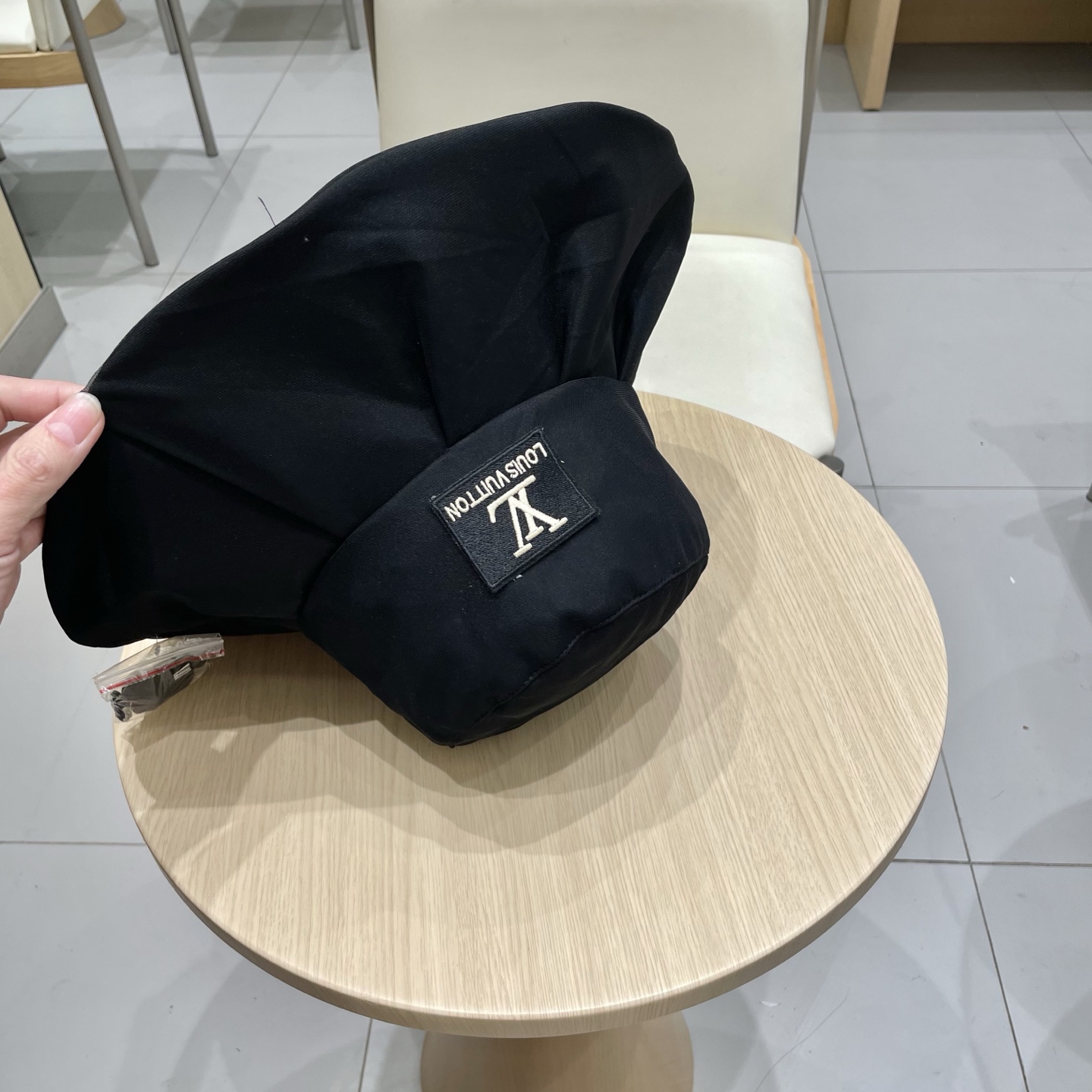  路易威登棒球帽 LouisVuitto新款夏季大檐渔夫帽女户外出游防紫外线遮阳帽遮脸防晒蝴蝶结盆帽