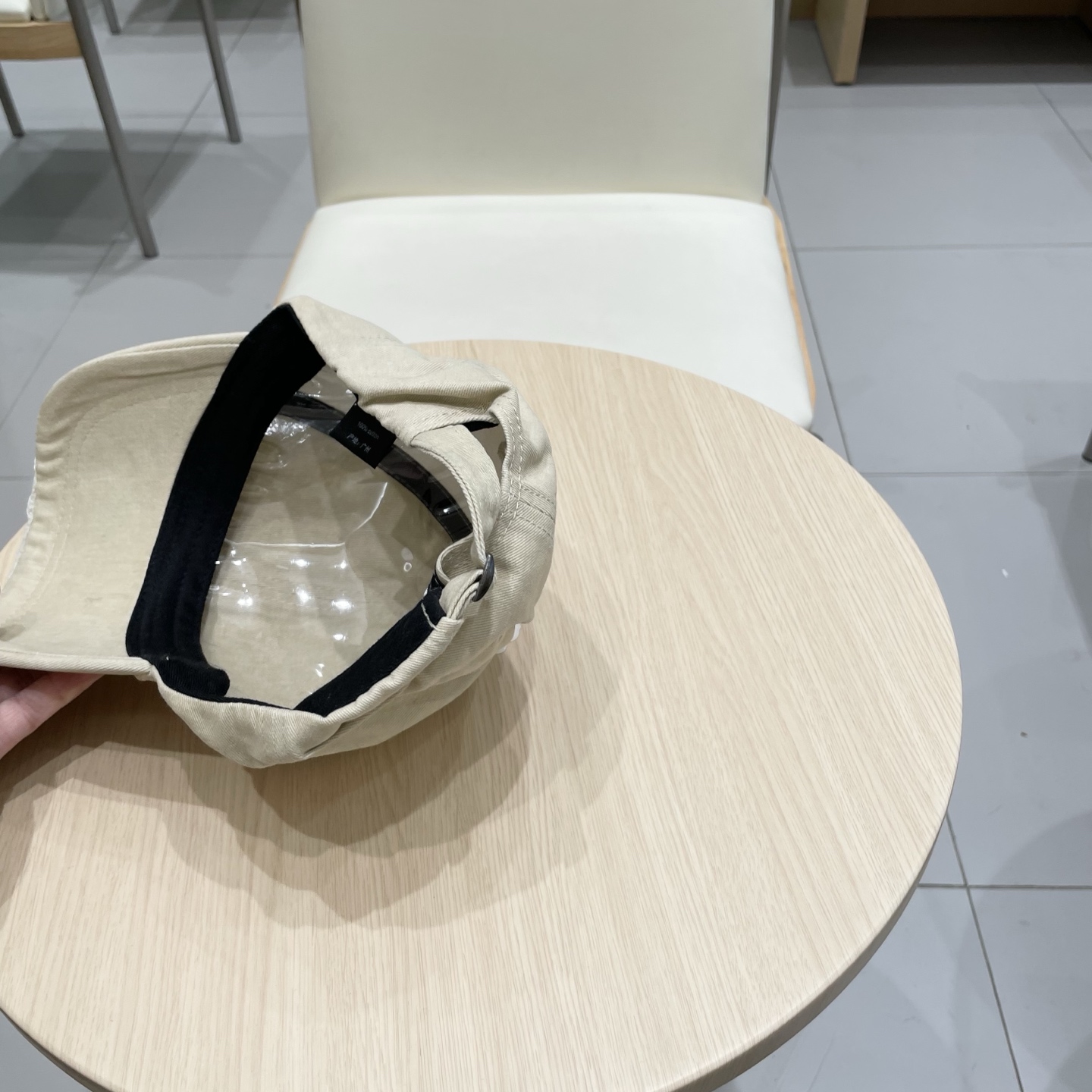  LV路易威登原单破洞棒球帽  轻盈透气。完美版型，独家实物拍摄，男女适用