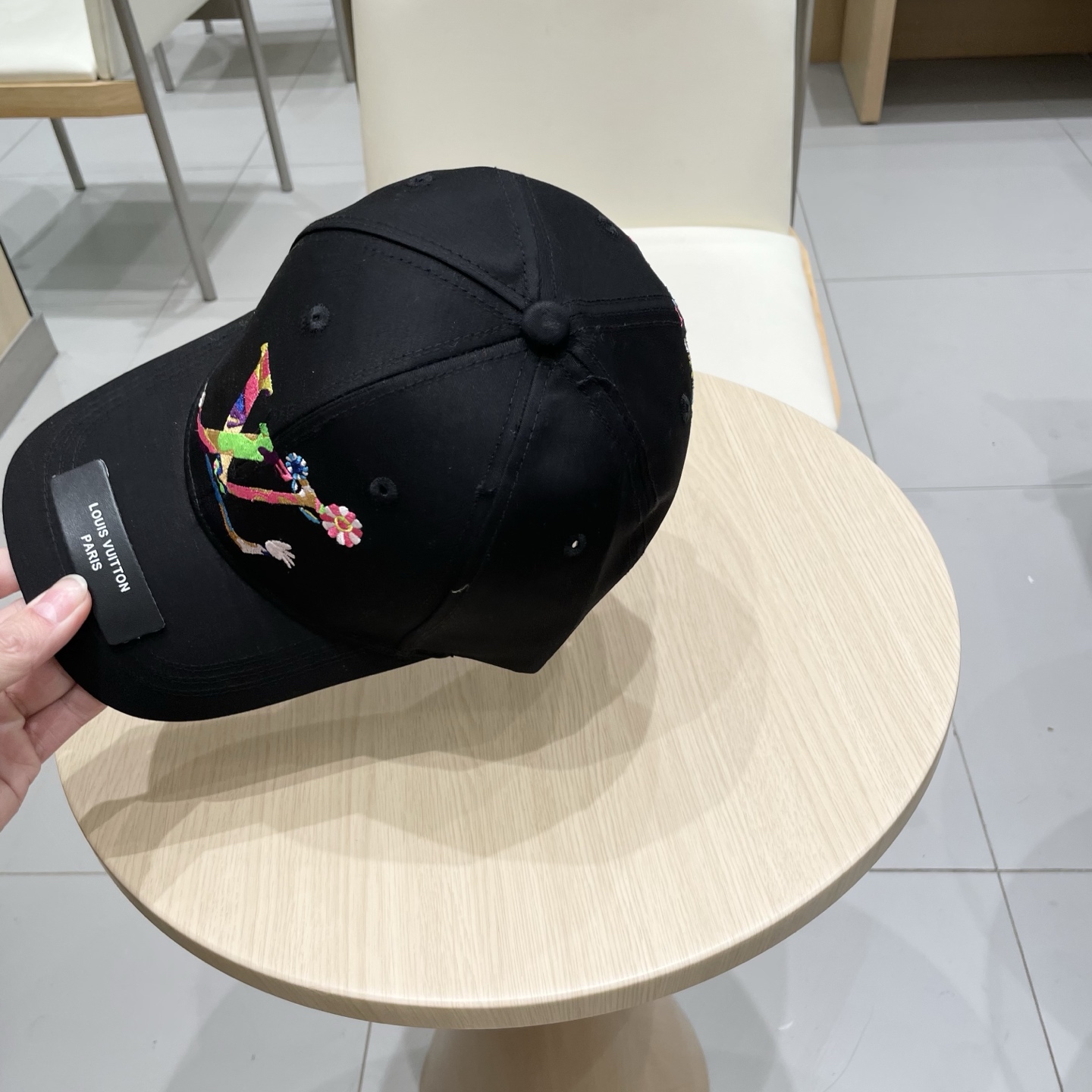  🧢LV路易威登🧢 官网高版出货，刺绣字母棒球帽，非常经典的经典，流行的复古美，四季可用，出门必备，非常