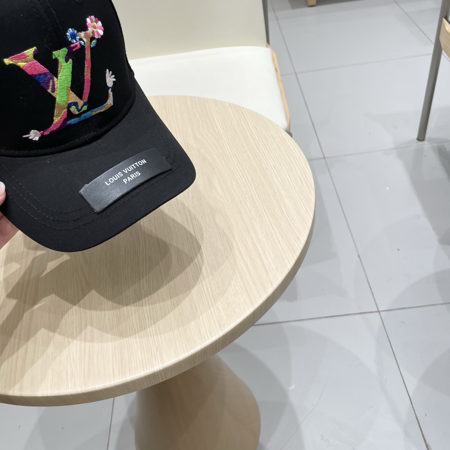  🧢LV路易威登🧢 官网高版出货，刺绣字母棒球帽，非常经典的经典，流行的复古美，四季可用，出门必备，非常