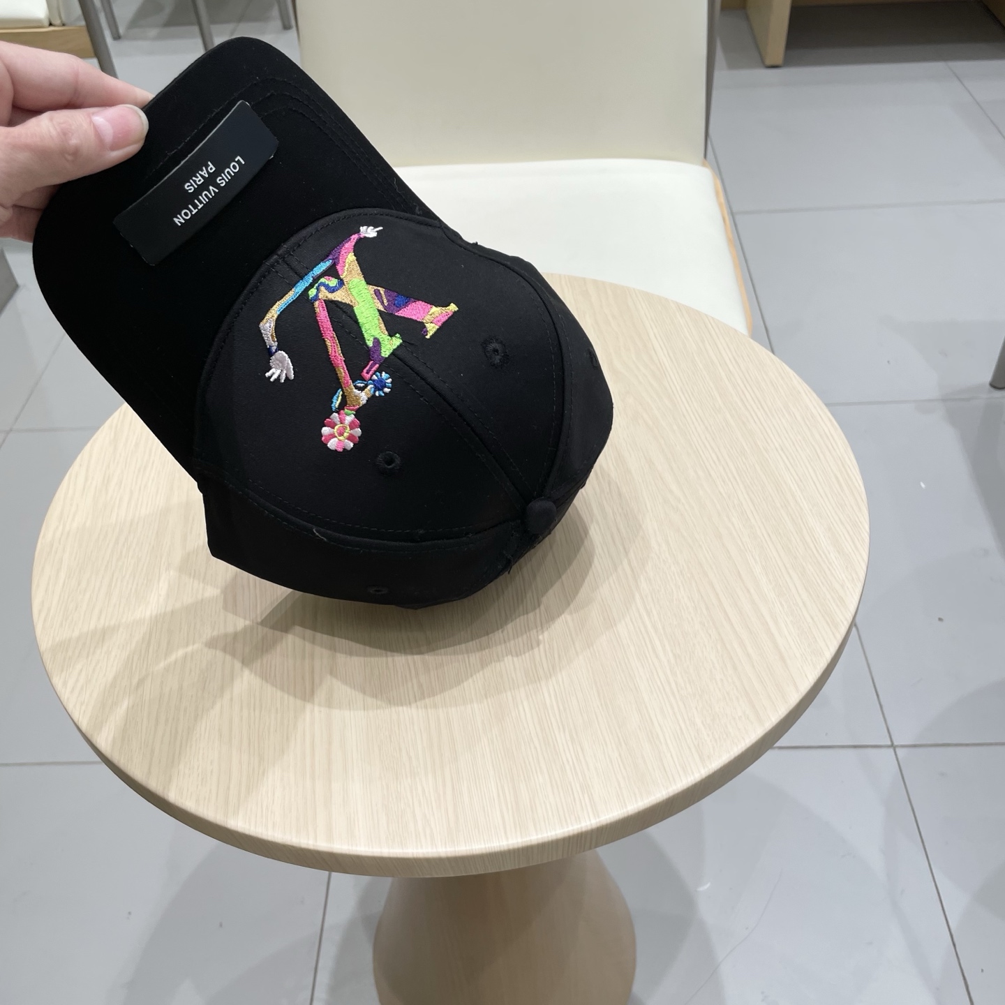  🧢LV路易威登🧢 官网高版出货，刺绣字母棒球帽，非常经典的经典，流行的复古美，四季可用，出门必备，非常