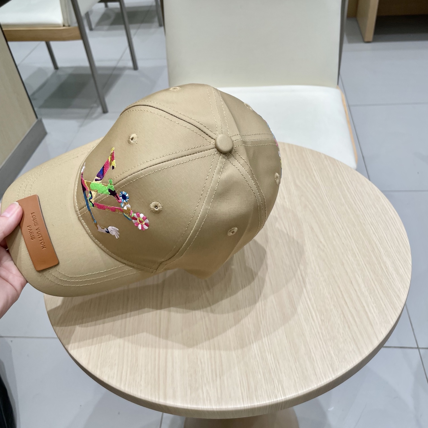  🧢LV路易威登🧢 官网高版出货，刺绣字母棒球帽，非常经典的经典，流行的复古美，四季可用，出门必备，非常
