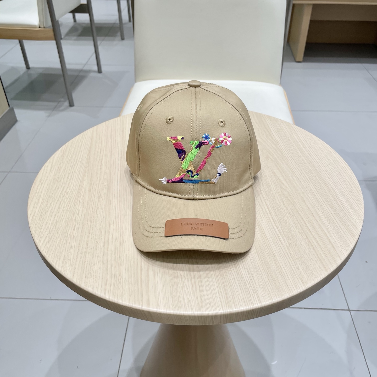  🧢LV路易威登🧢 官网高版出货，刺绣字母棒球帽，非常经典的经典，流行的复古美，四季可用，出门必备，非常