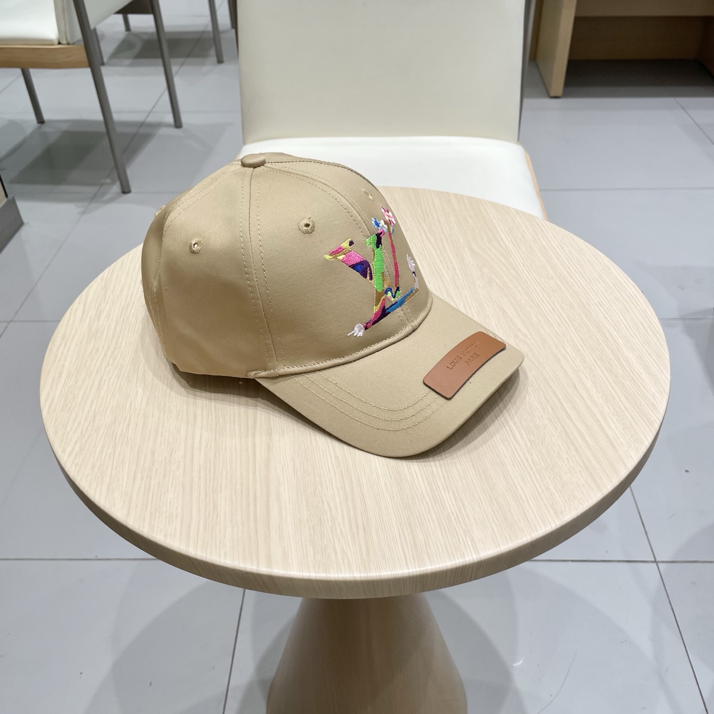  🧢LV路易威登🧢 官网高版出货，刺绣字母棒球帽，非常经典的经典，流行的复古美，四季可用，出门必备，非常