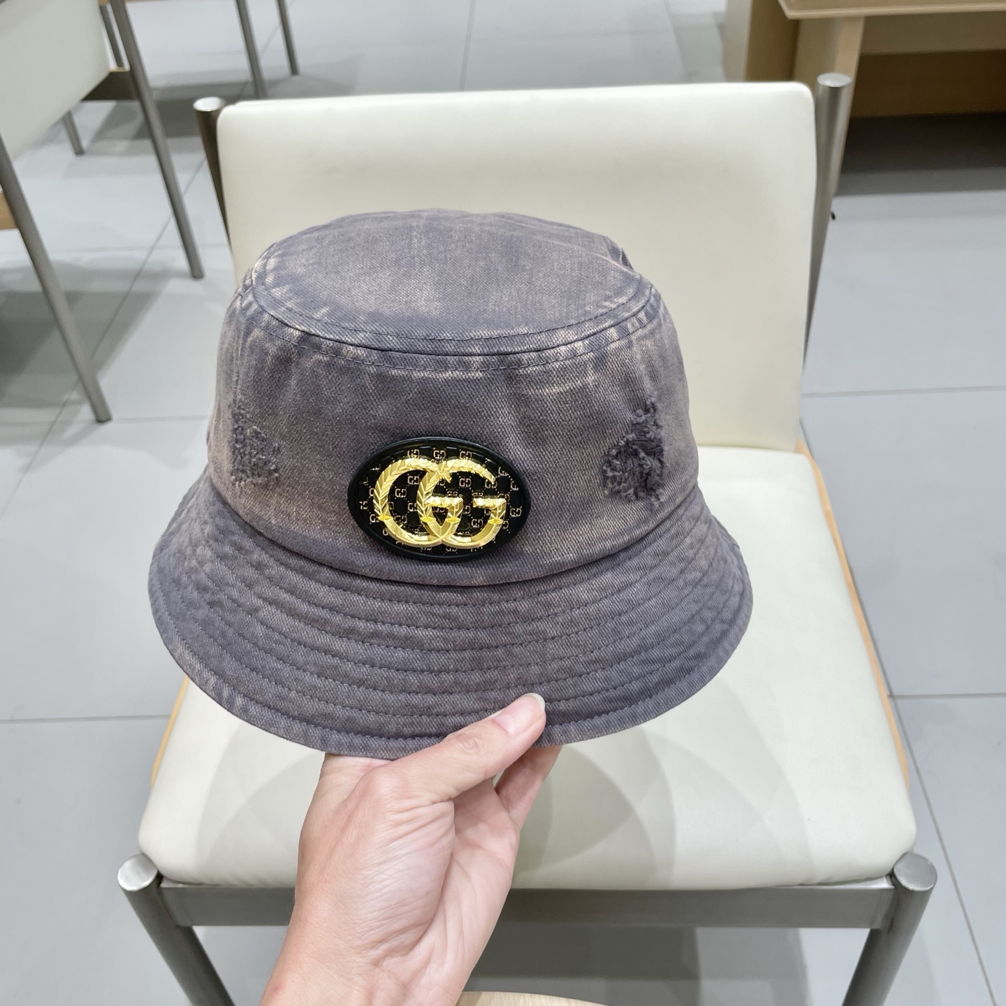  古奇渔夫帽GUCCI 2025新款原单品质火爆来袭 🔥🎩 工艺非常精美 高档大气上档次！低调奢华，方便