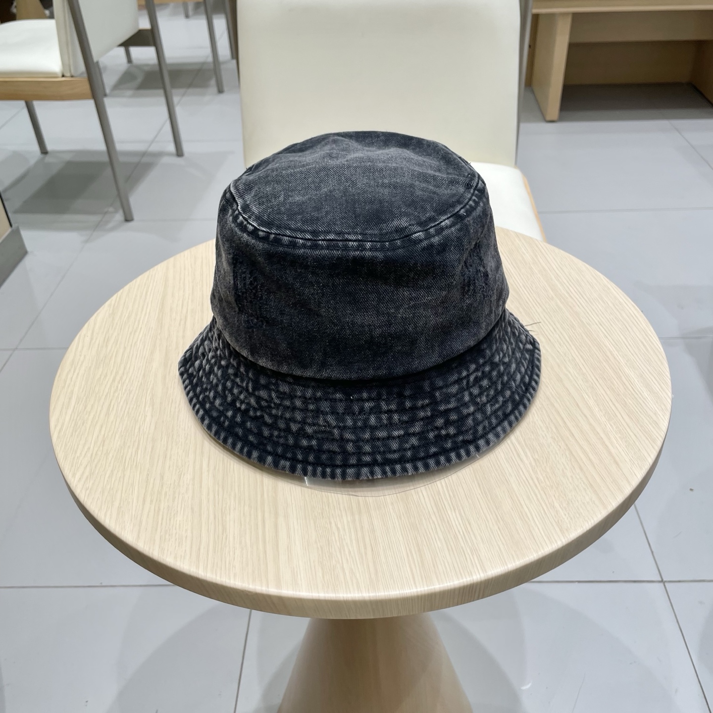  古奇渔夫帽GUCCI 2025新款原单品质火爆来袭 🔥🎩 工艺非常精美 高档大气上档次！低调奢华，方便