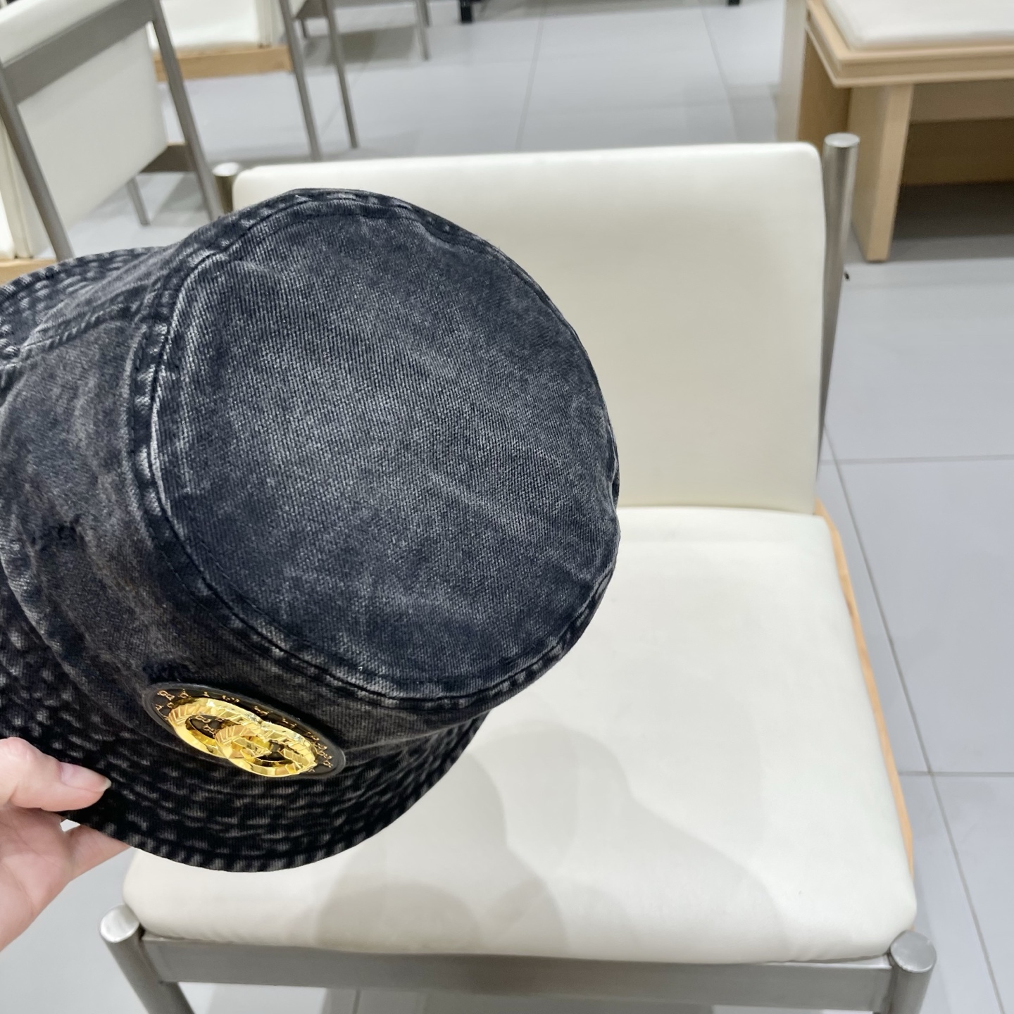  古奇渔夫帽GUCCI 2025新款原单品质火爆来袭 🔥🎩 工艺非常精美 高档大气上档次！低调奢华，方便