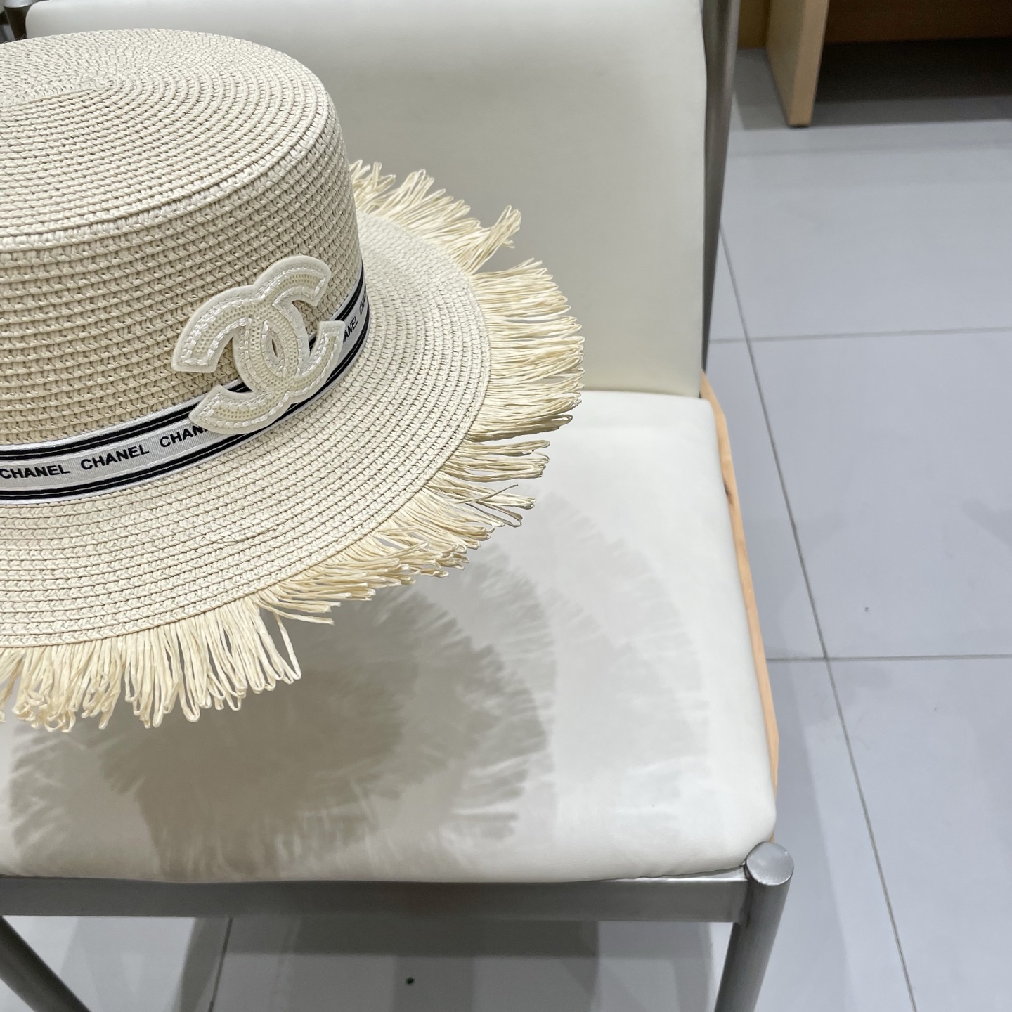   【CHANEL香奈儿】2025新款小香风草编度假风盆帽草帽，大牌风～出街旅行单品