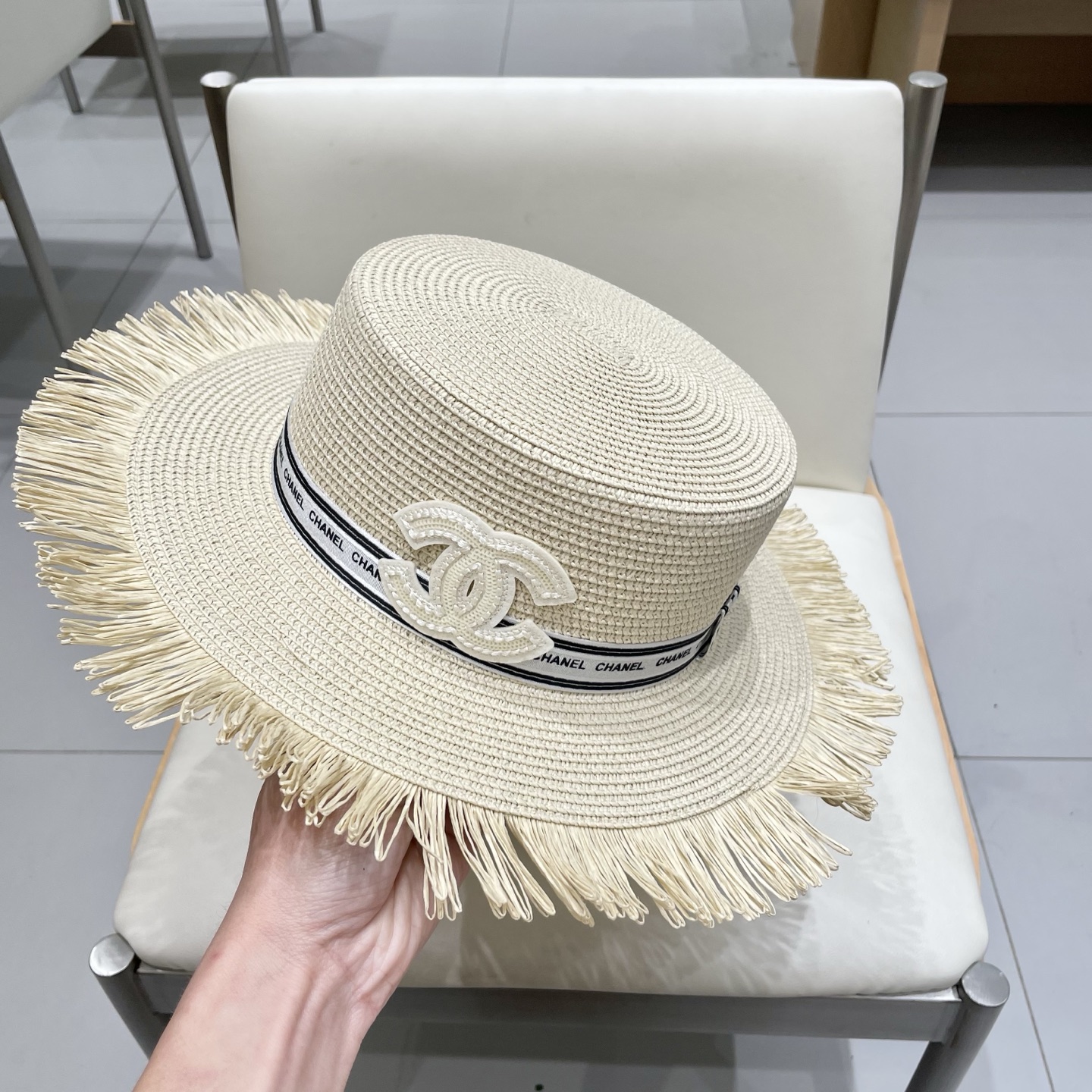   【CHANEL香奈儿】2025新款小香风草编度假风盆帽草帽，大牌风～出街旅行单品