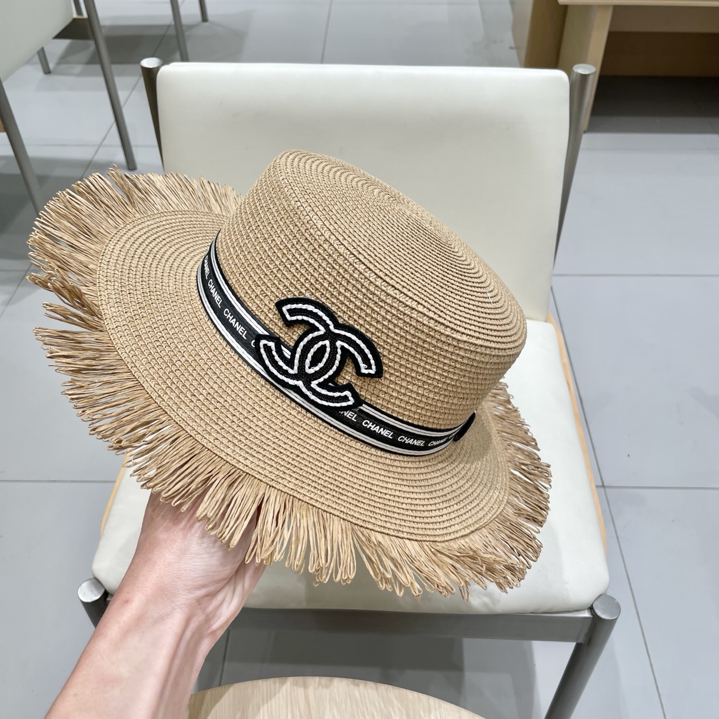   【CHANEL香奈儿】2025新款小香风草编度假风盆帽草帽，大牌风～出街旅行单品