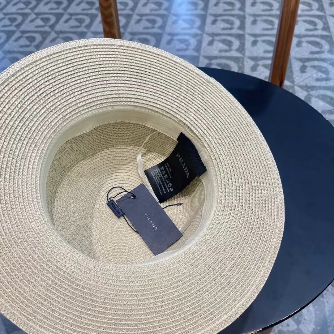 NO:228177,Prada PRADA new flat top straw hat, head circumference 57cm hat straw hat fisherman hat baseball hat, hat, prada, prada, espadrilles, hats19860909普拉达PRADA 新款平顶草帽、头围57cm帽子草帽渔夫帽棒球帽,帽子,prada,prada,espadrilles,hats,hat