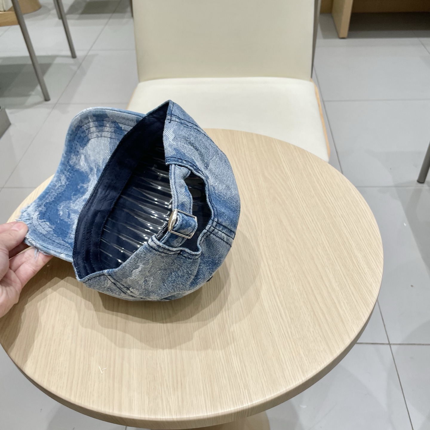  蒙口MONCLER新款棒球帽，时尚炸街单品，风格很OK，网红.时尚博主的最爱！高品质舒适透气，凹造型很